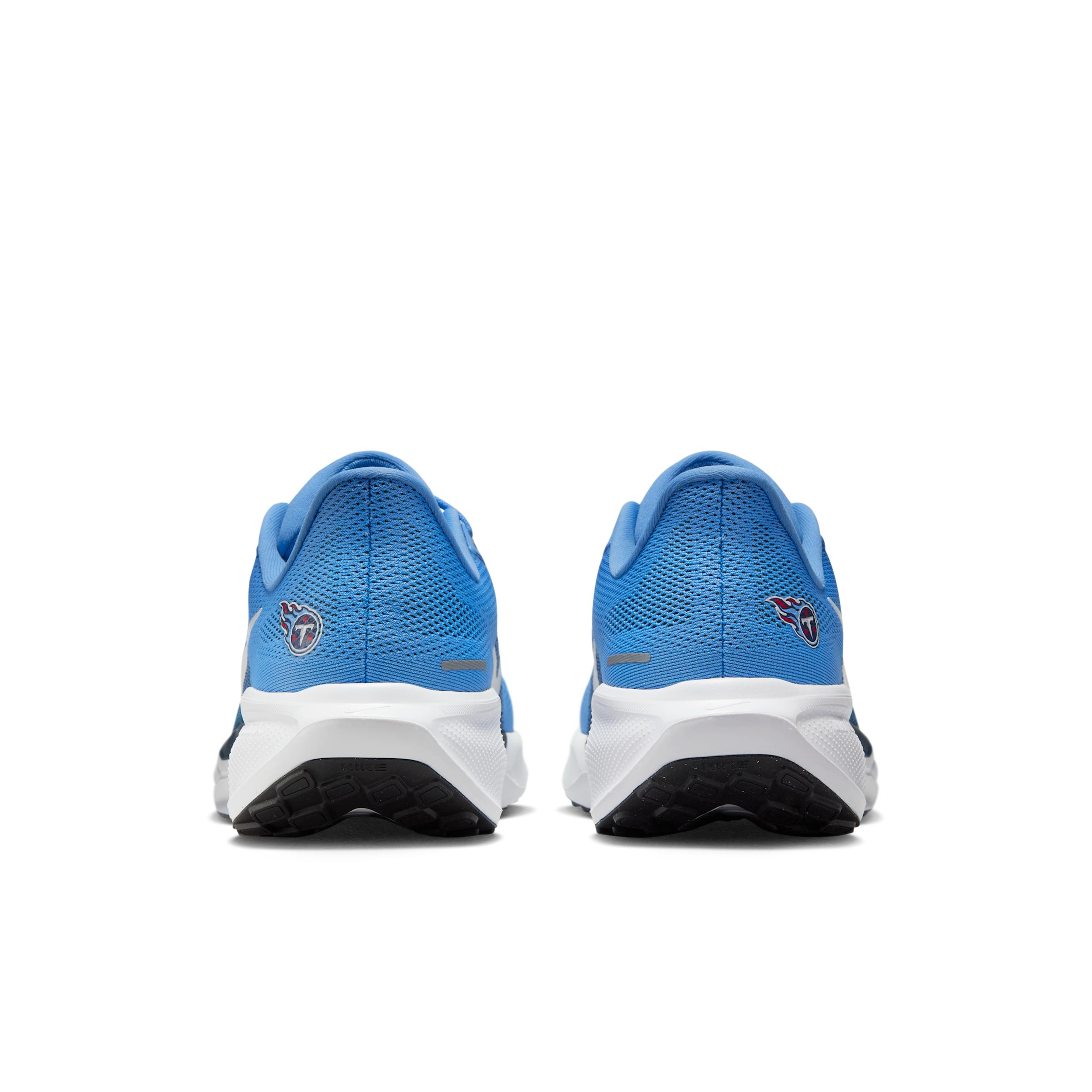 Tennessee Titans Pegasus 41 Nike Men's NFL Road Running Shoes Product Image