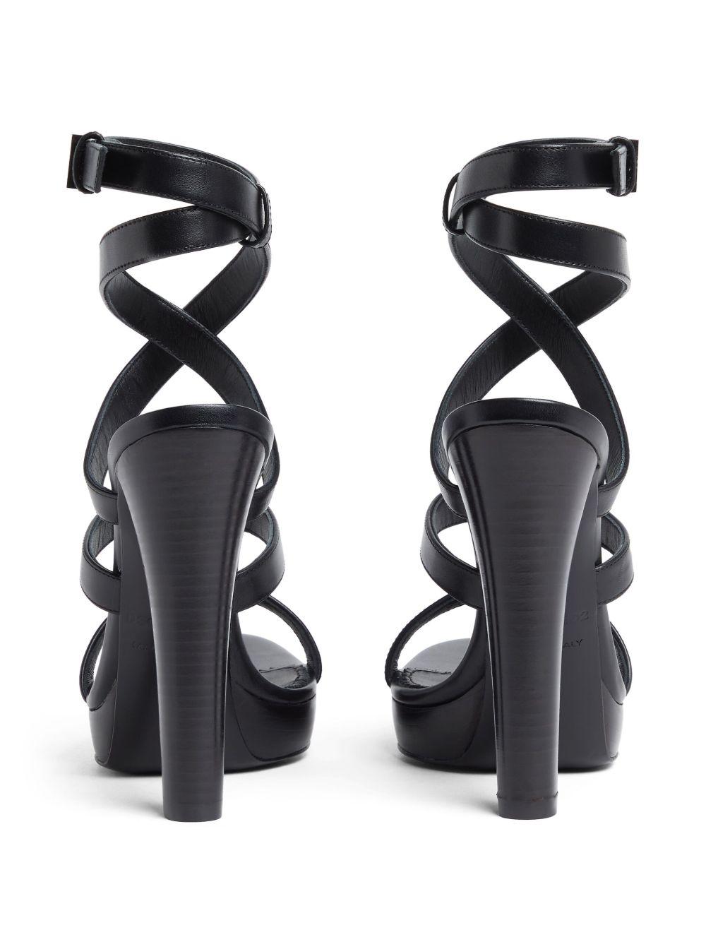 leather sandals Product Image