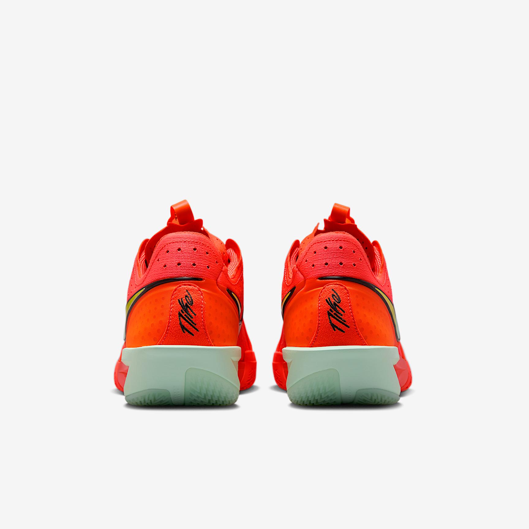 Nike Mens G.T. Cut 3 Basketball Shoes | DV2913-800 Product Image