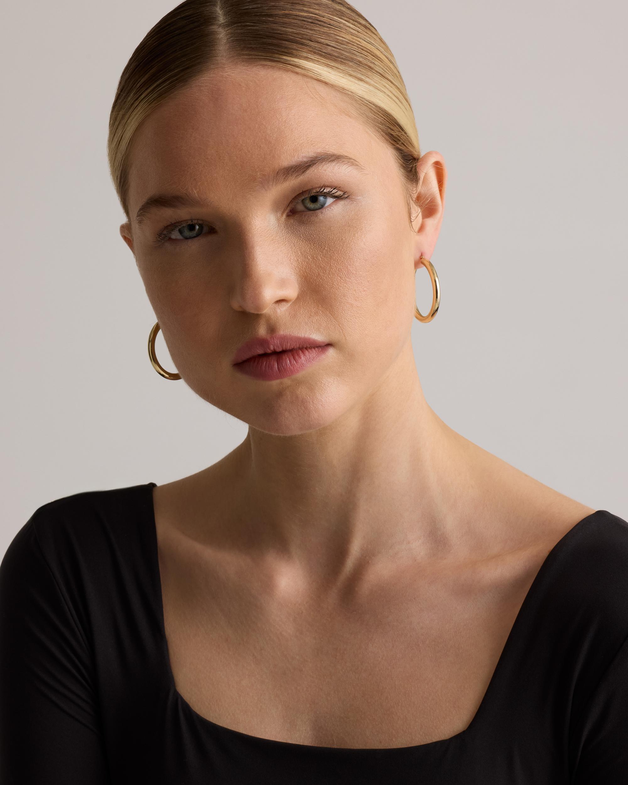 Quince | Women's 14K Gold 4mm Tube Hoop Earrings Product Image