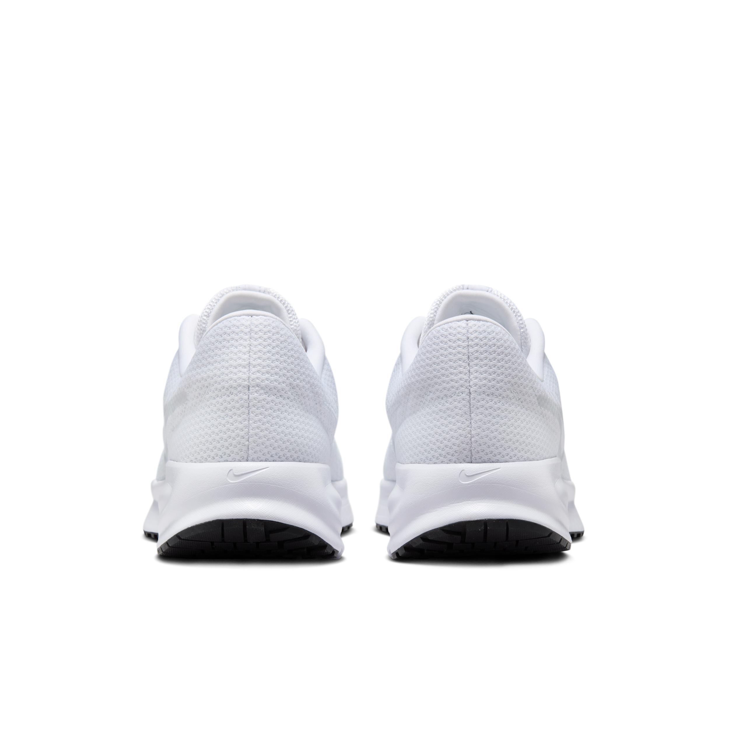 Nike Men's Run Defy Road Running Shoes Product Image