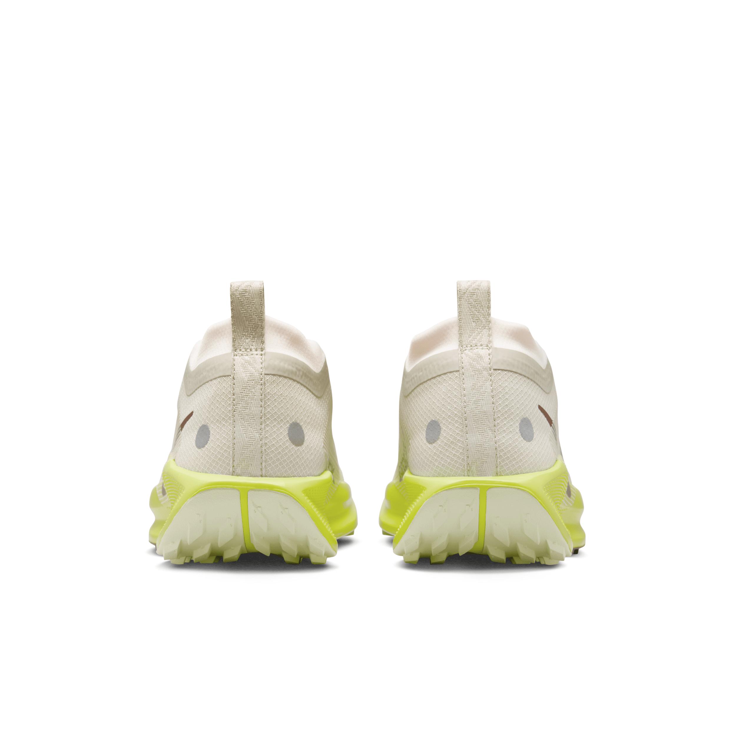 Nike Pegasus Trail 5 GORE-TEX Women's Waterproof Trail Running Shoes Product Image