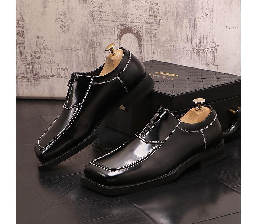 Square-Toe Half-Zip Loafers Product Image