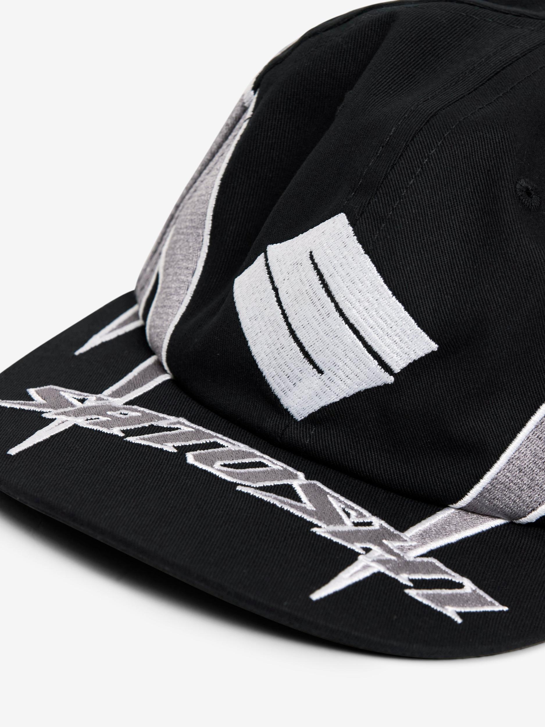 Storm Hat (Black) Product Image