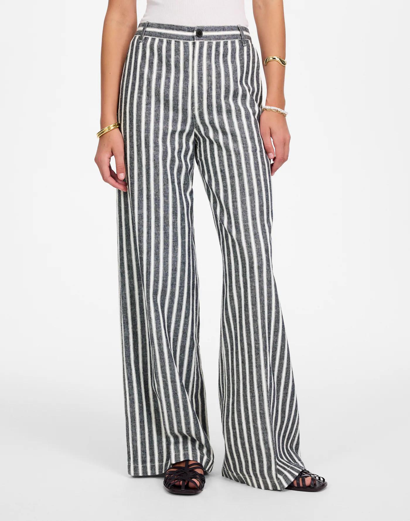 The Tall Zoe Relaxed Wide Pant in Linen-Cotton Blend Product Image