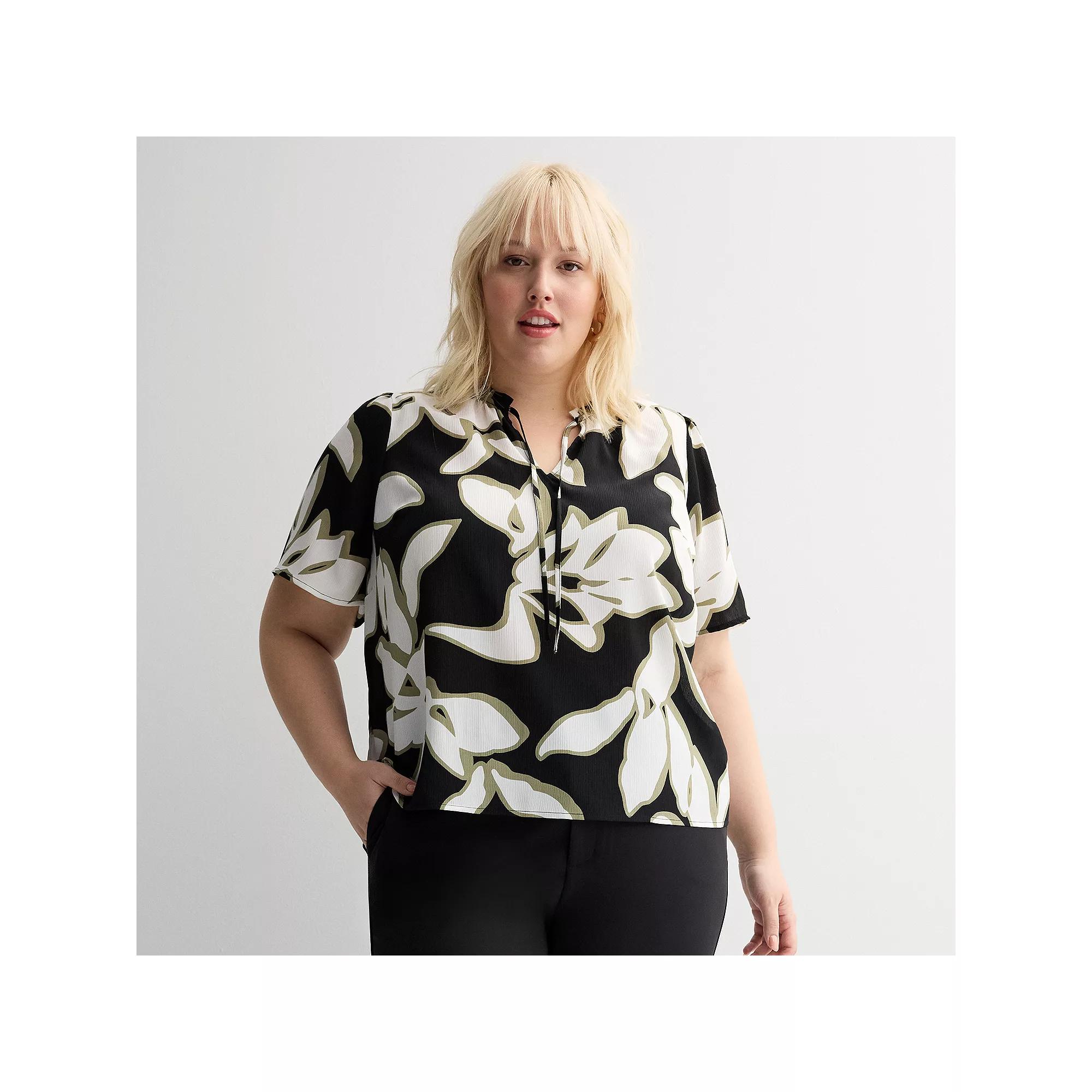 Plus Size Nine West Short Sleeve Front Tie Top, Women's, Size: 2XL, Green Crystal Bloom Product Image