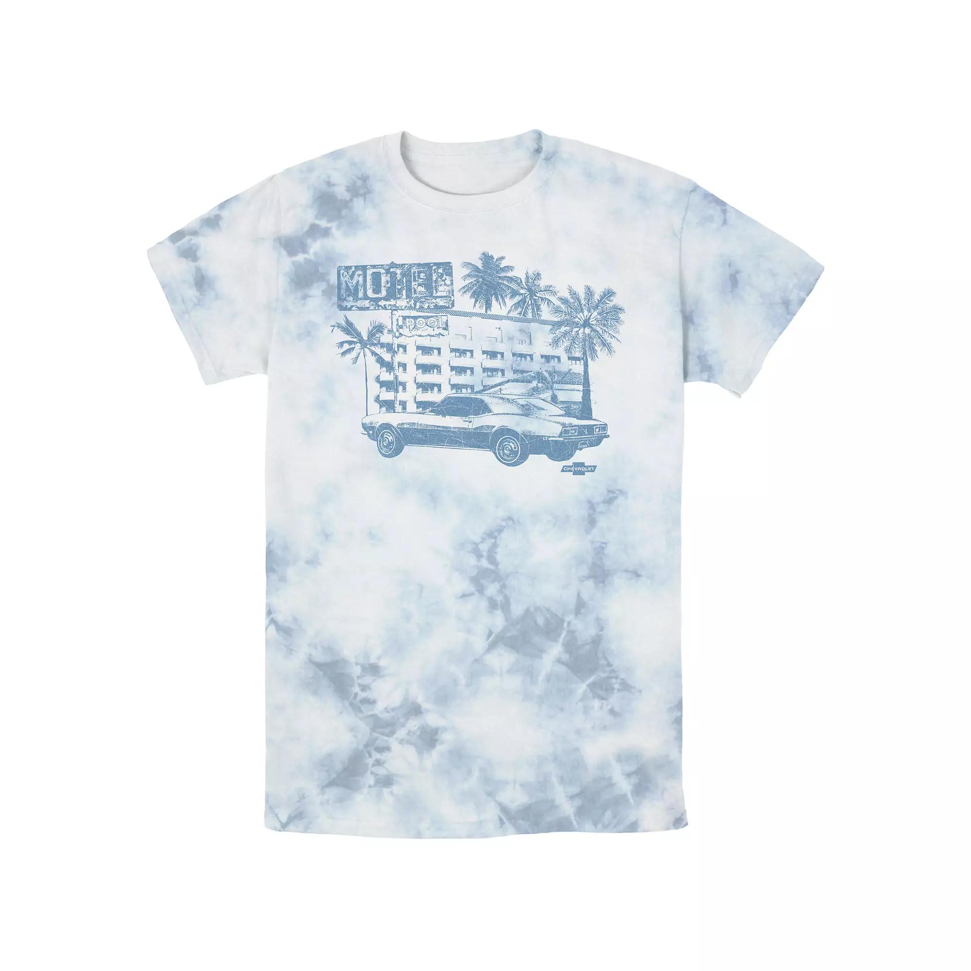 Men's Chevrolet Camaro Parked Product Image