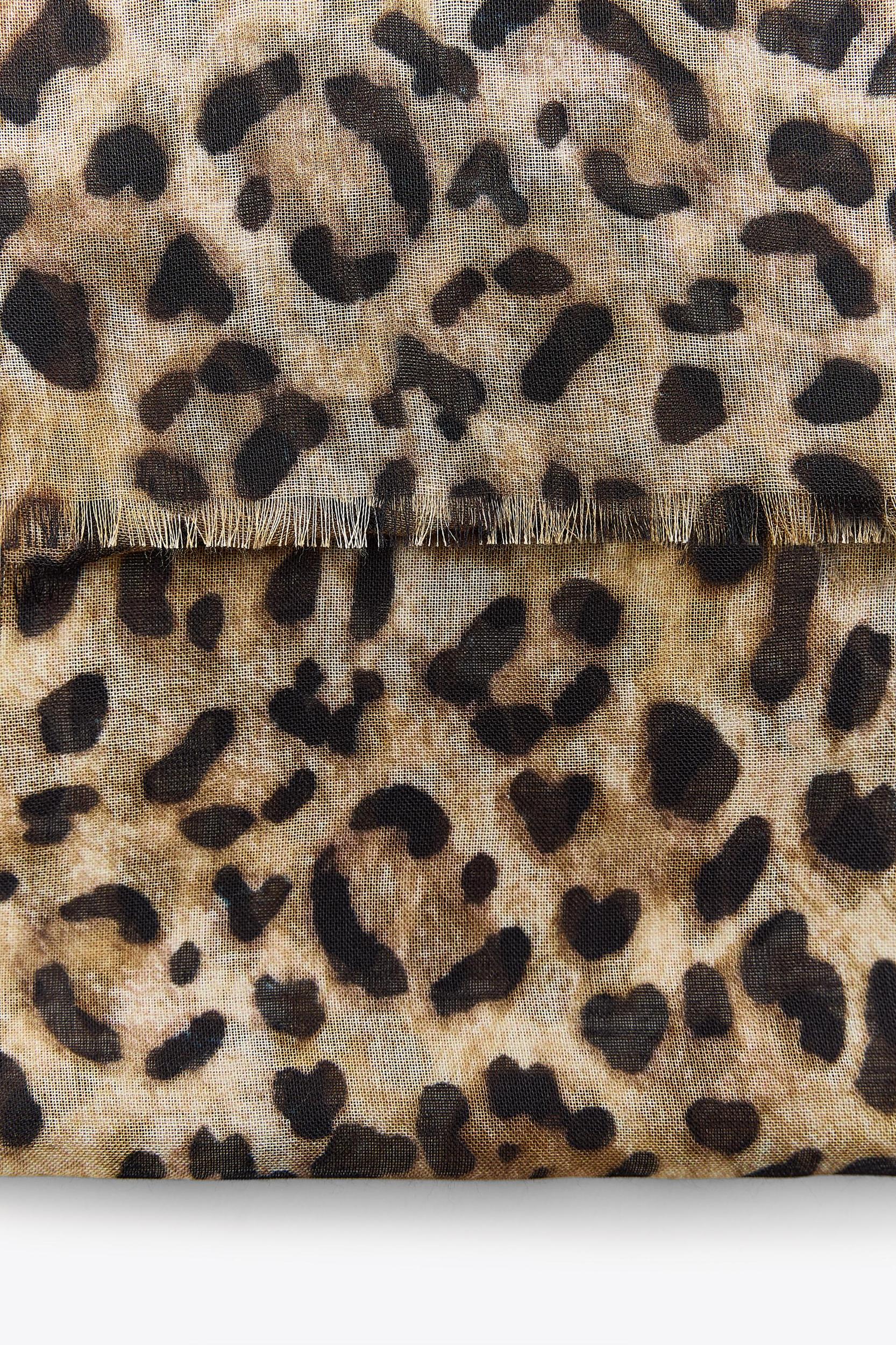 ANIMAL PRINT MODAL SCARF Product Image