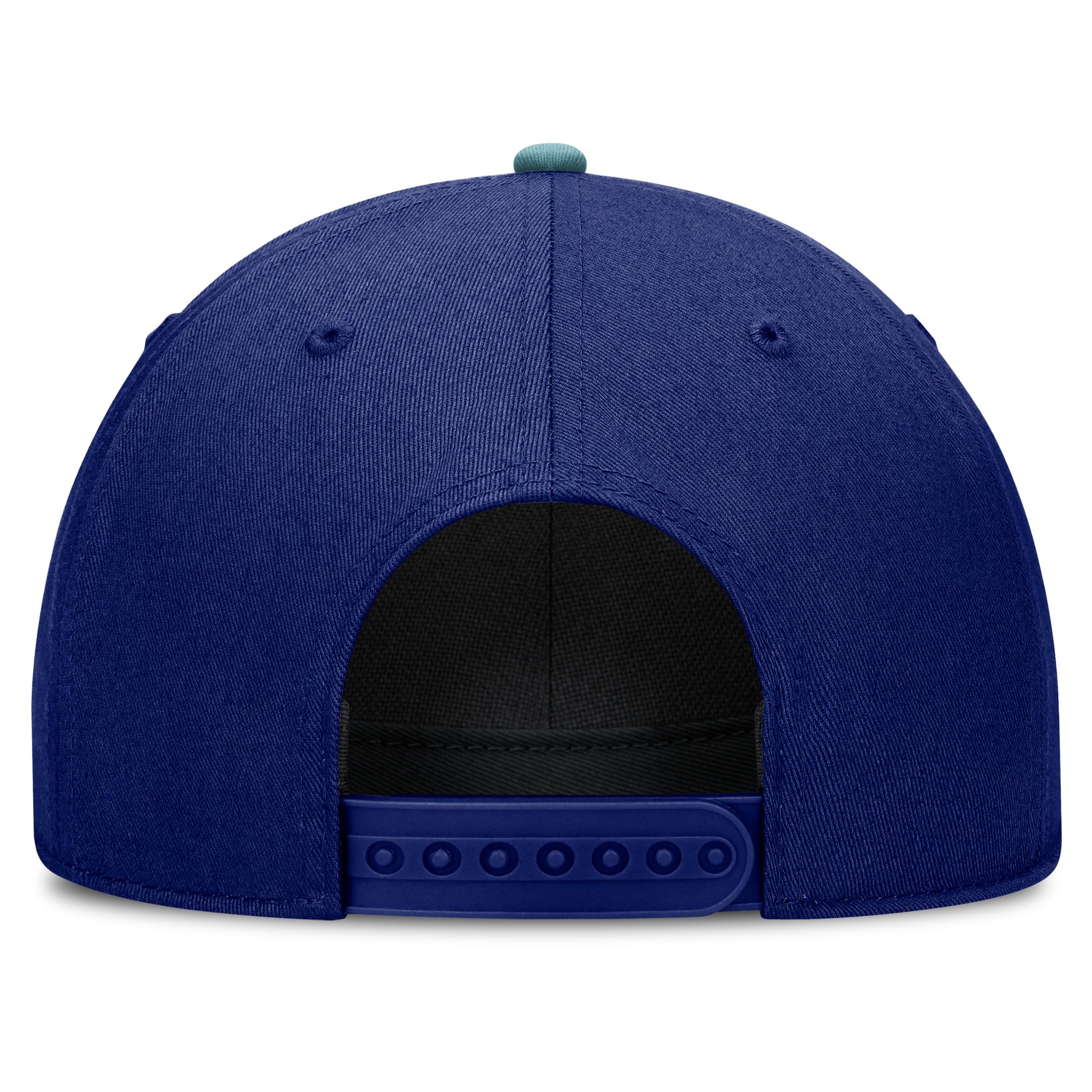 Cincinnati Reds Rise Nike Men's MLB Adjustable Hat Product Image