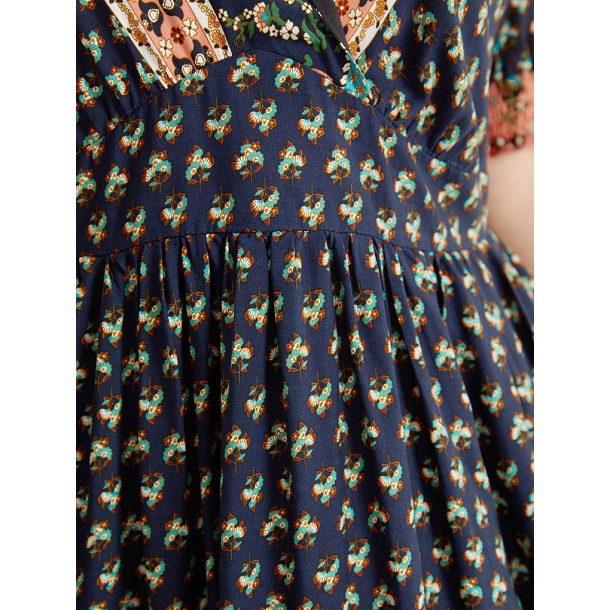 Plus Size Bandana Print Shirred Puff Sleeve Pocket Wrap Empire Waist Dress Indigo Women Vacation Wrap V-neck Short sleeve Curvy Midi Dress BloomChic 28/5X Product Image