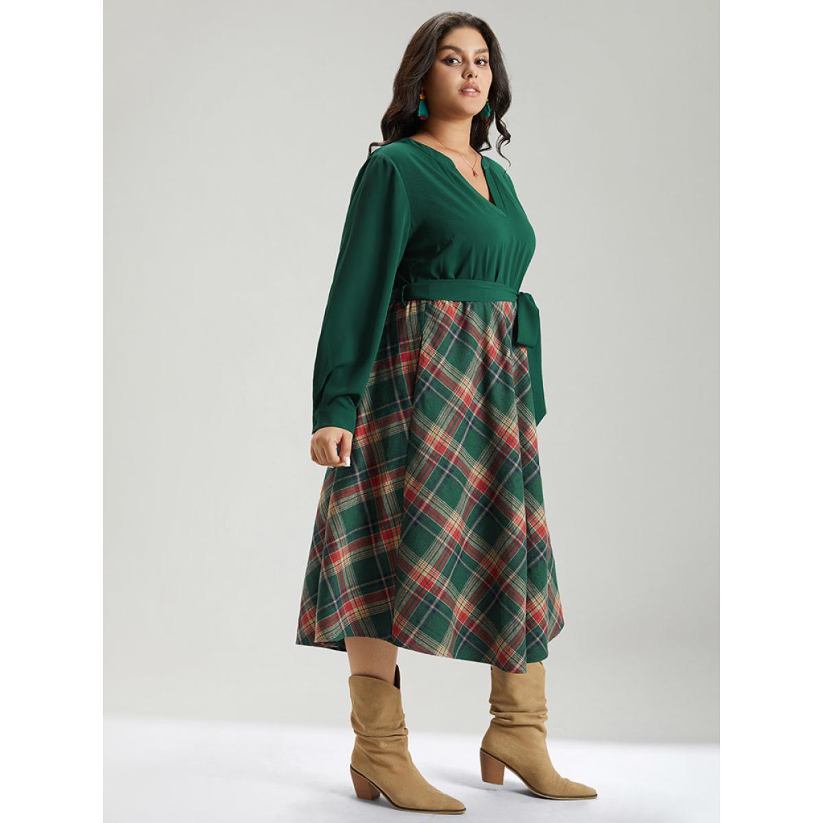 Plus Size Twill Plaid Print Notched Contrast Belted Dress DarkGreen Women Elegant Belted Notched collar Long Sleeve Curvy Midi Dress BloomChic 14-16/1X Product Image