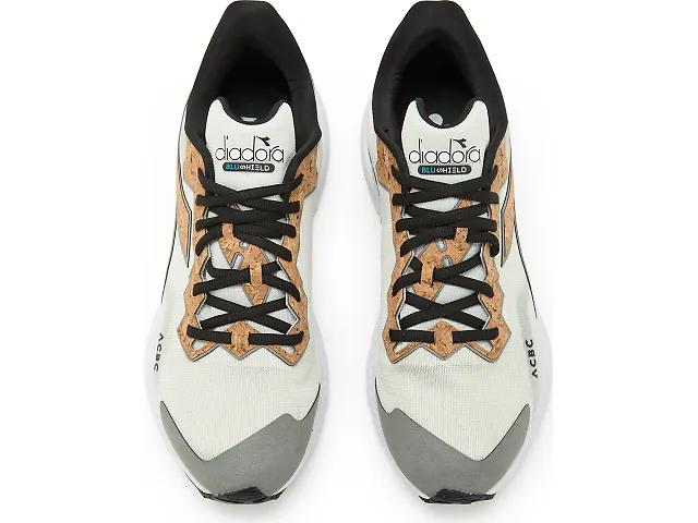 Men's | Diadora Mythos Blushield Volo 3 ACBC Product Image