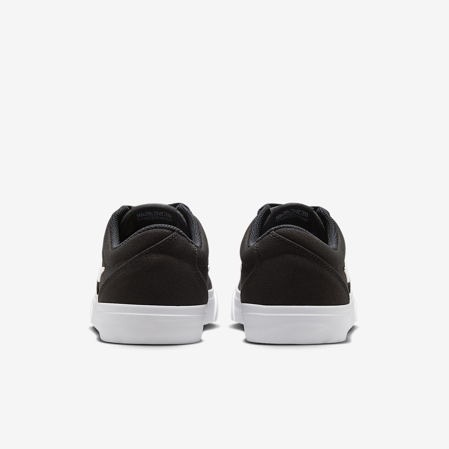Nike Women's Charge Canvas Shoes Product Image