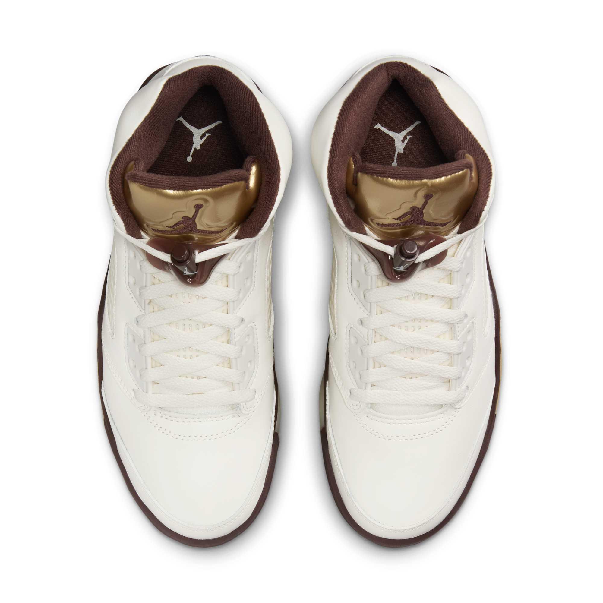 Womens Air Retro 5 Basketball Shoes Product Image