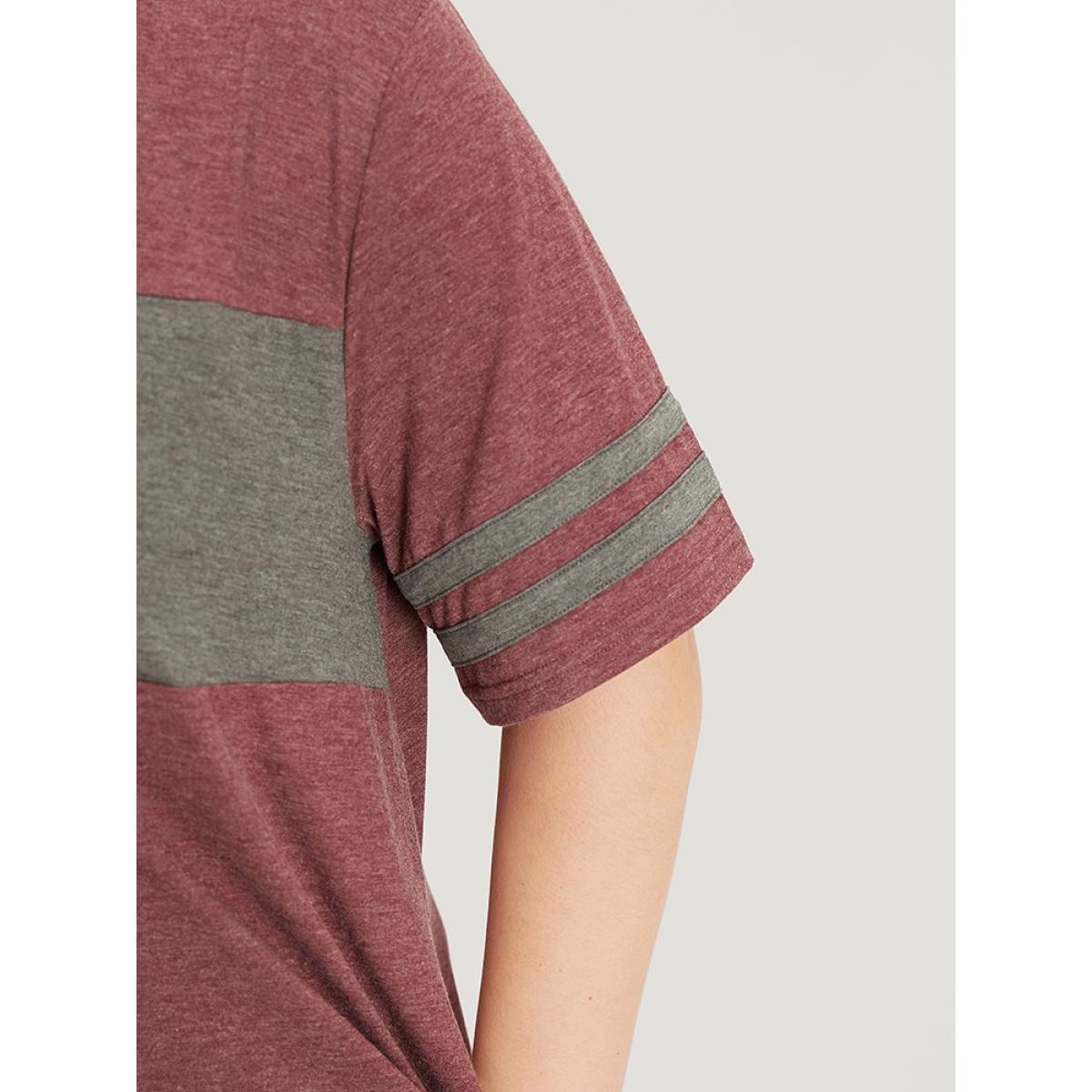 Plus Size Striped Patchwork Pocket Crew Neck Dress Scarlet Women Casual Patchwork Round Neck Short sleeve Curvy Midi Dress BloomChic 30/6X Product Image