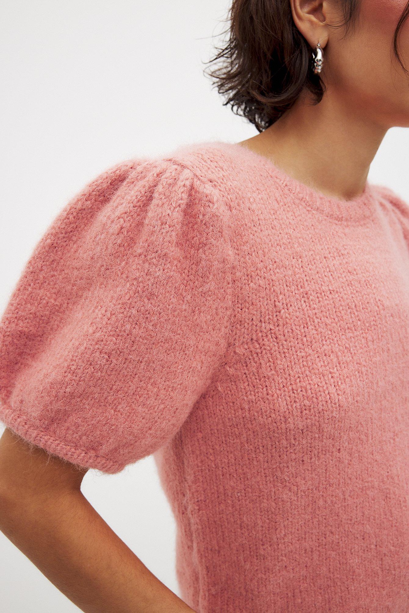 Knitted Short Sleeve Sweater Product Image