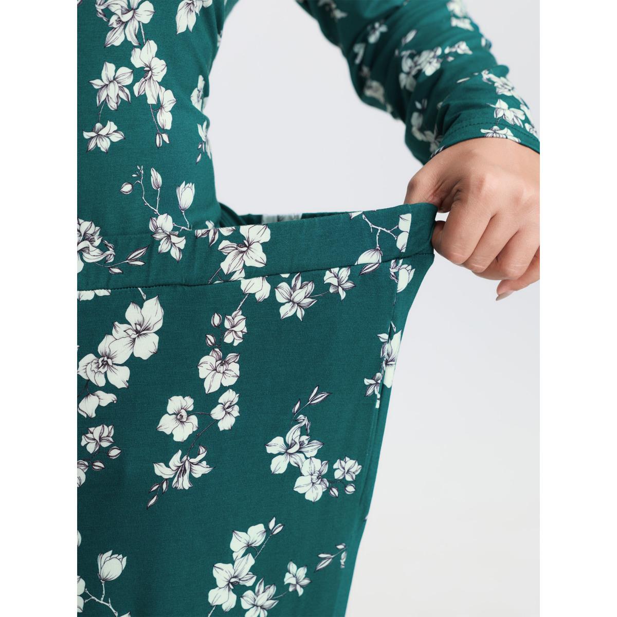 Plus Size Monochrome Floral Print Loungewear Set Women Teal Leisure Round Neck Side seam pocket Loungewear BloomChic 14-16/1X Product Image