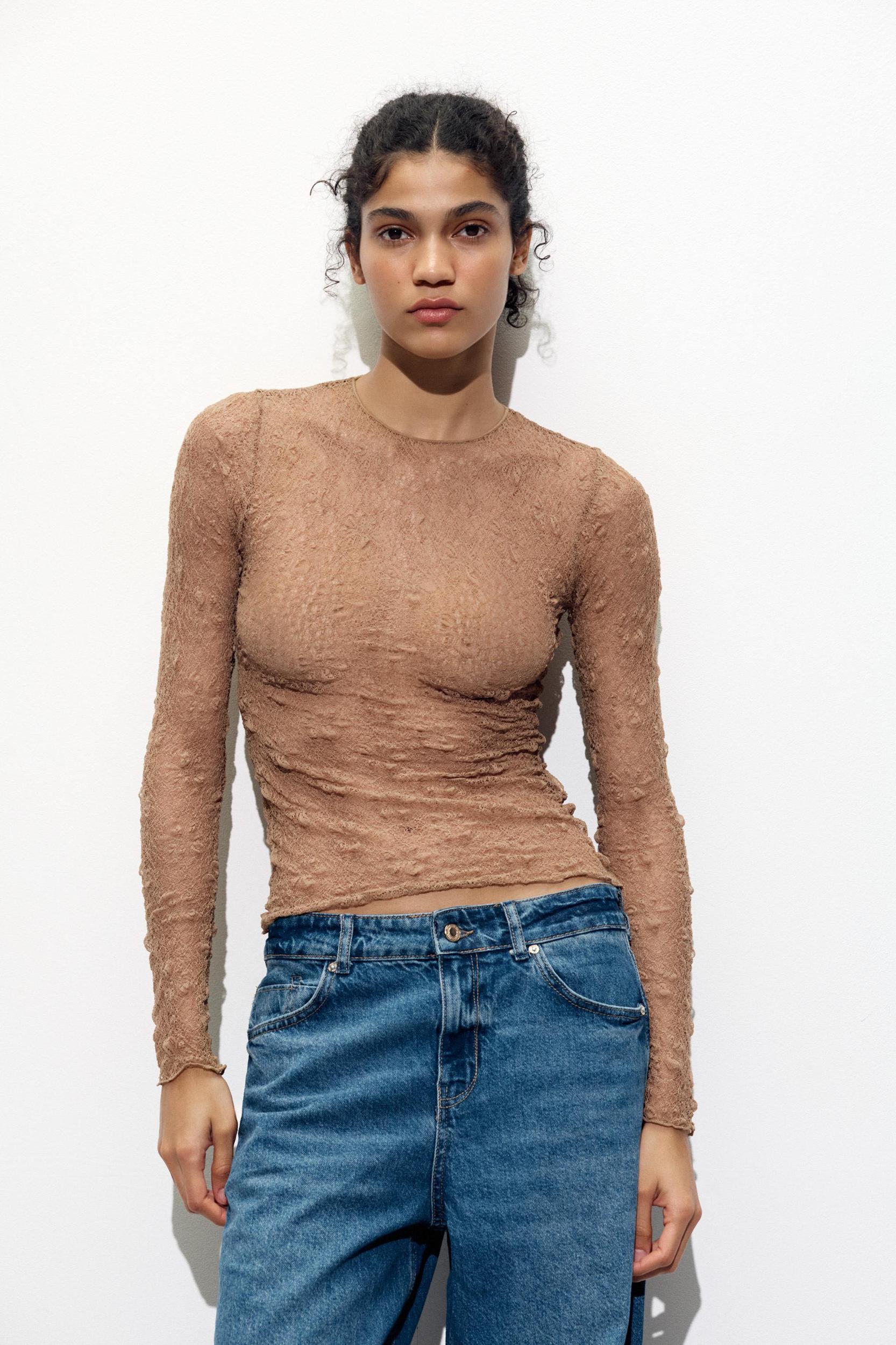 LACE LONG SLEEVE TOP Product Image