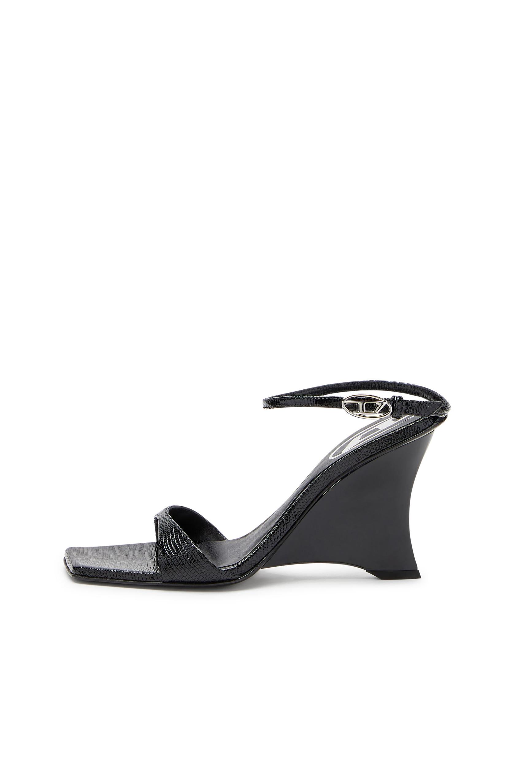 D-AMBER SANDAL WEDGE Product Image