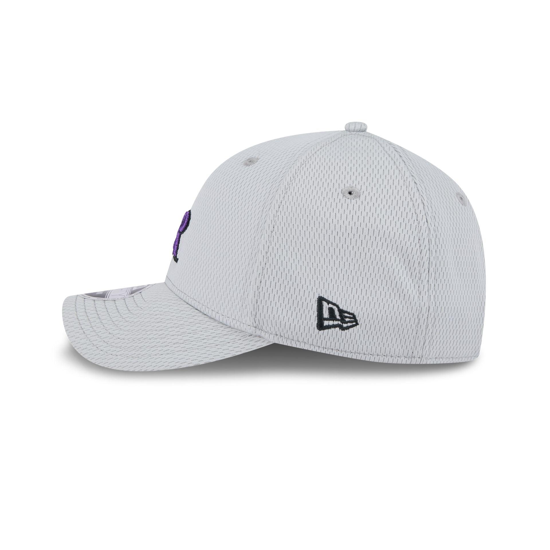 Colorado Rockies 2025 Clubhouse Gray 9FORTY M-Crown Snapback Hat Male Product Image