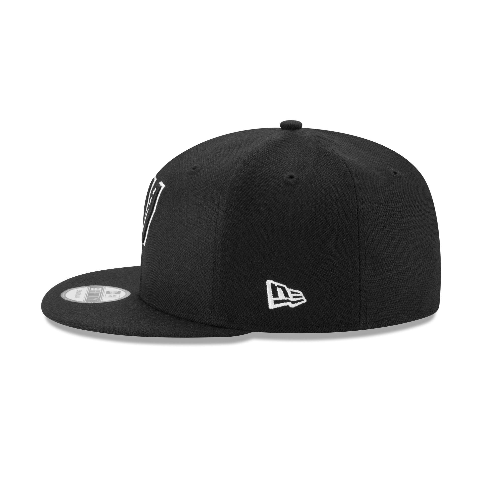 Portland Trail Blazers Basic Black & White 9FIFTY Snapback Hat Male Product Image