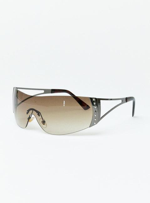 Callile Sunglasses Brown Product Image