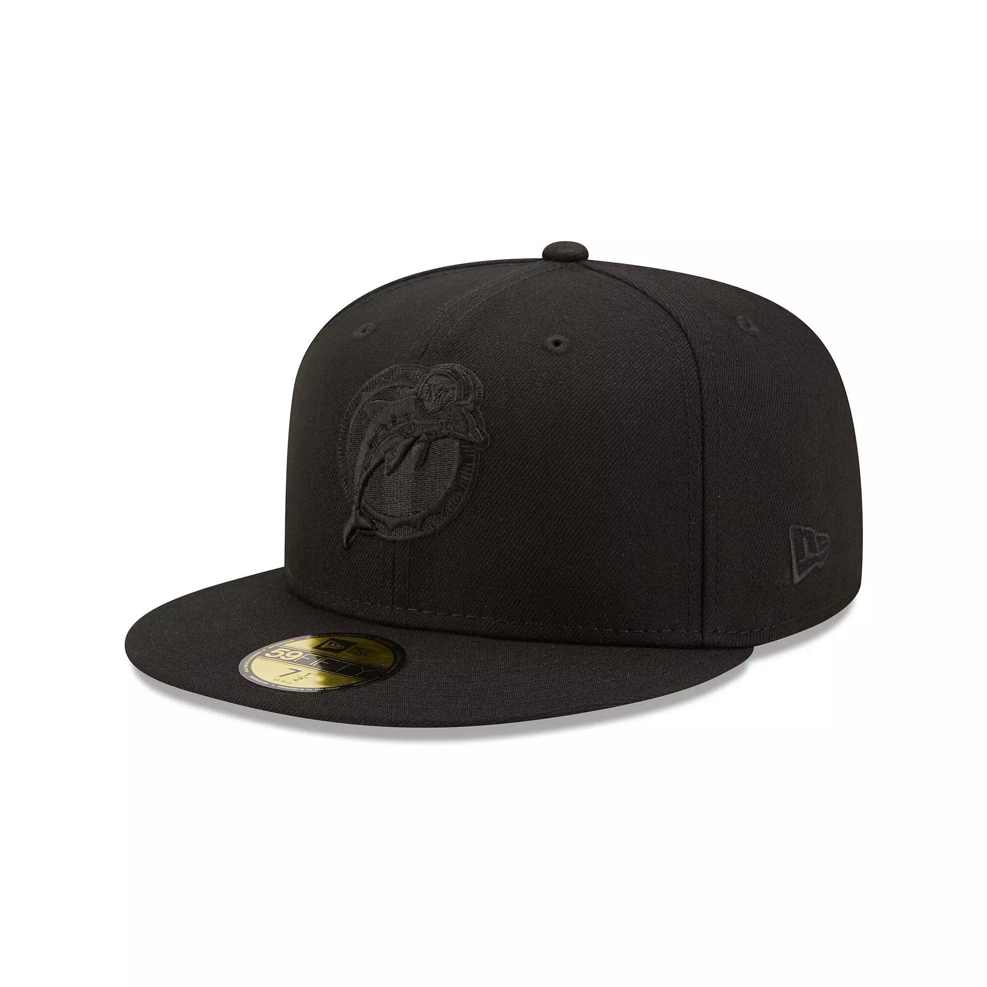 Men's New Era Philadelphia Eagles Black on Black Alternate Logo 59FIFTY Fitted Hat,  Product Image