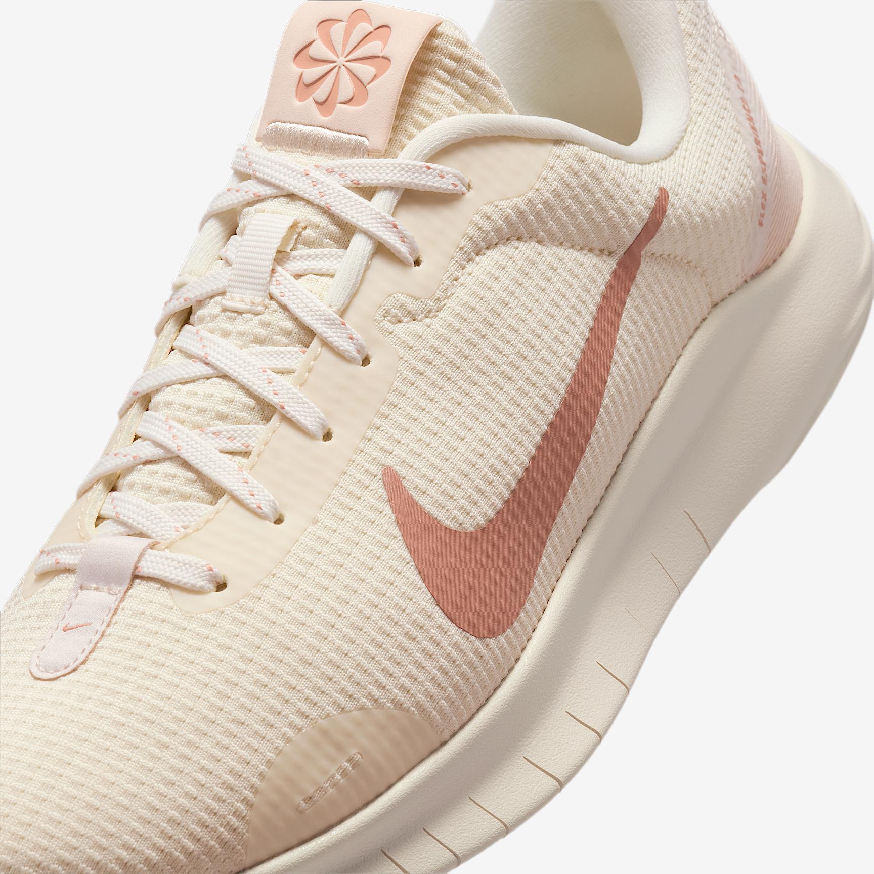 Nike Women's Flex Experience Run 12 Road Running Shoes Product Image