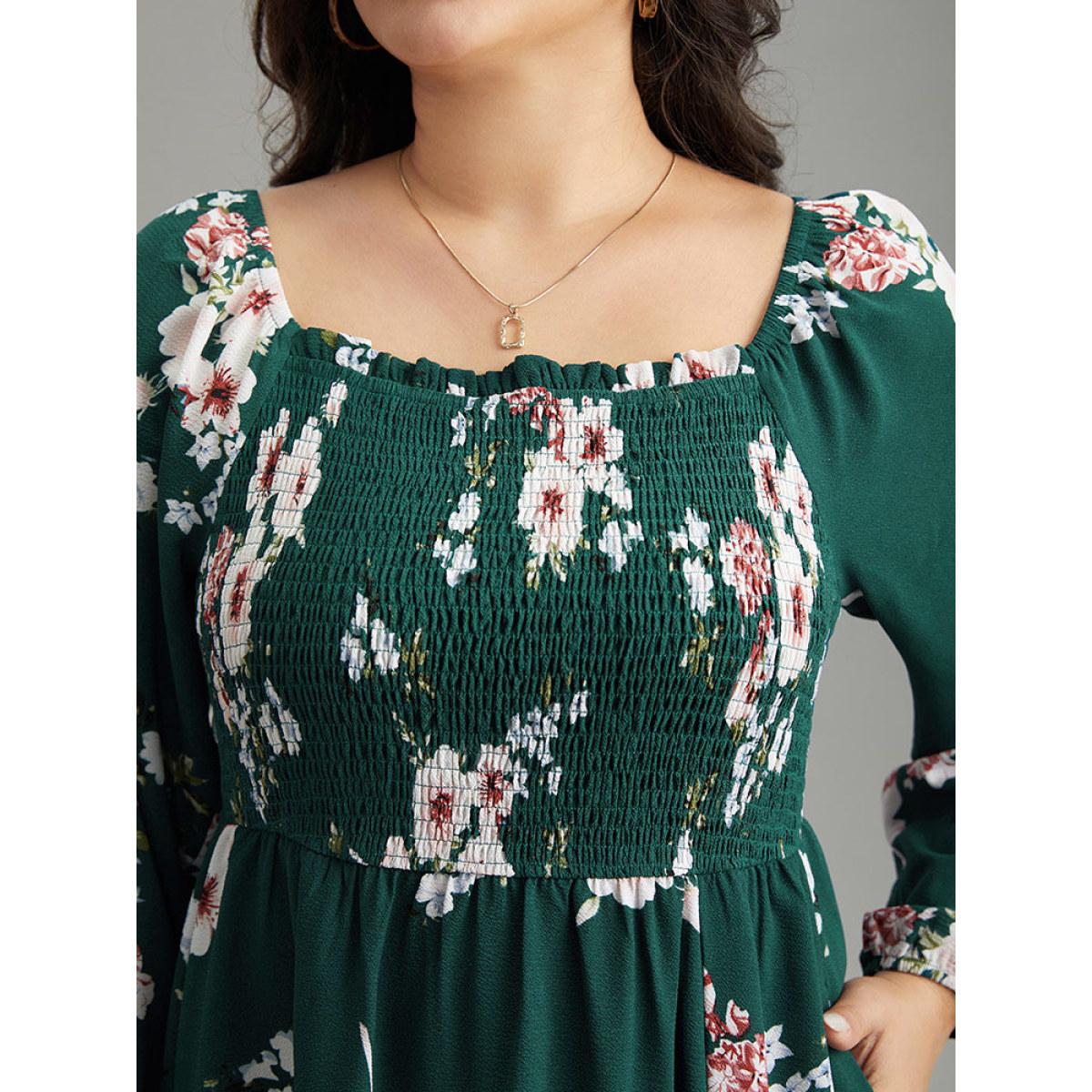 Plus Size Floral Print Split Hem Pocket Shirred Dress DarkGreen Women Elegant Elastic cuffs Square Neck Long Sleeve Curvy Midi Dress BloomChic 26/4X Product Image