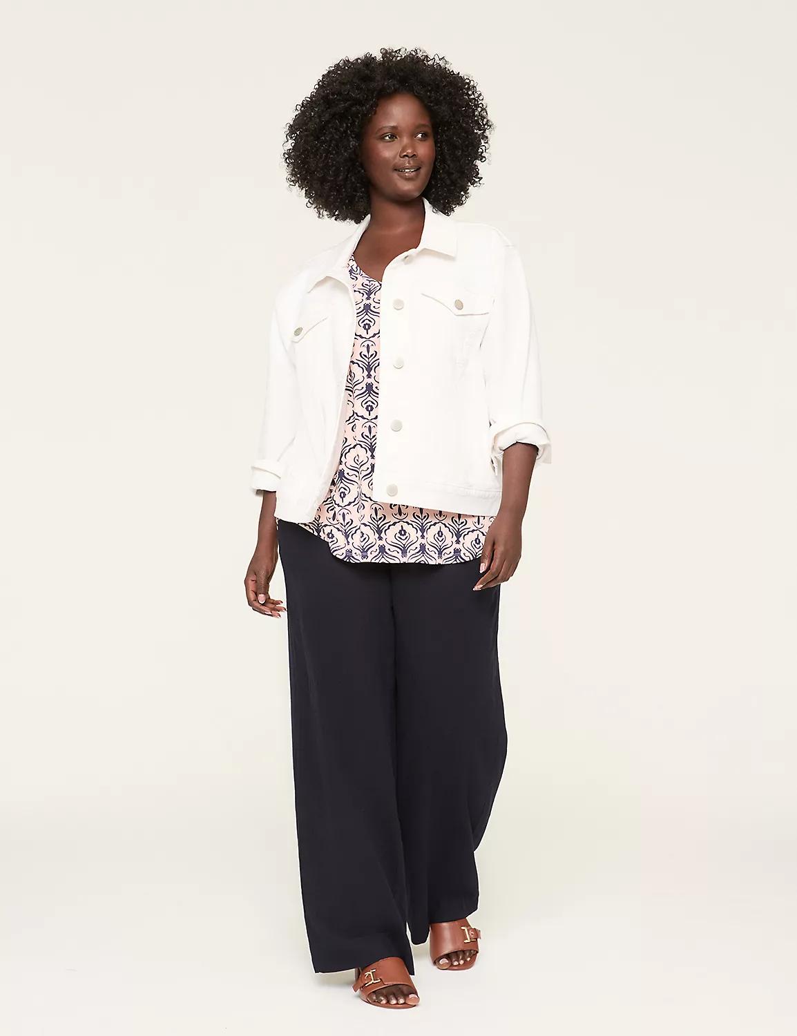 Perfect Sleeve V-Neck Curved-Hem Tee Product Image