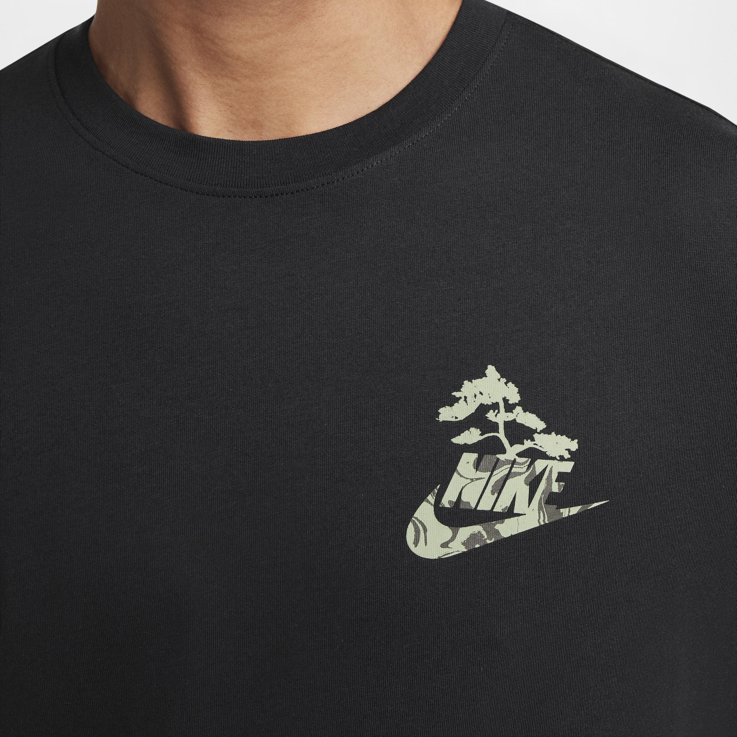 Mens Nike Sportswear Club T-Shirt | FZ7952-010 Product Image