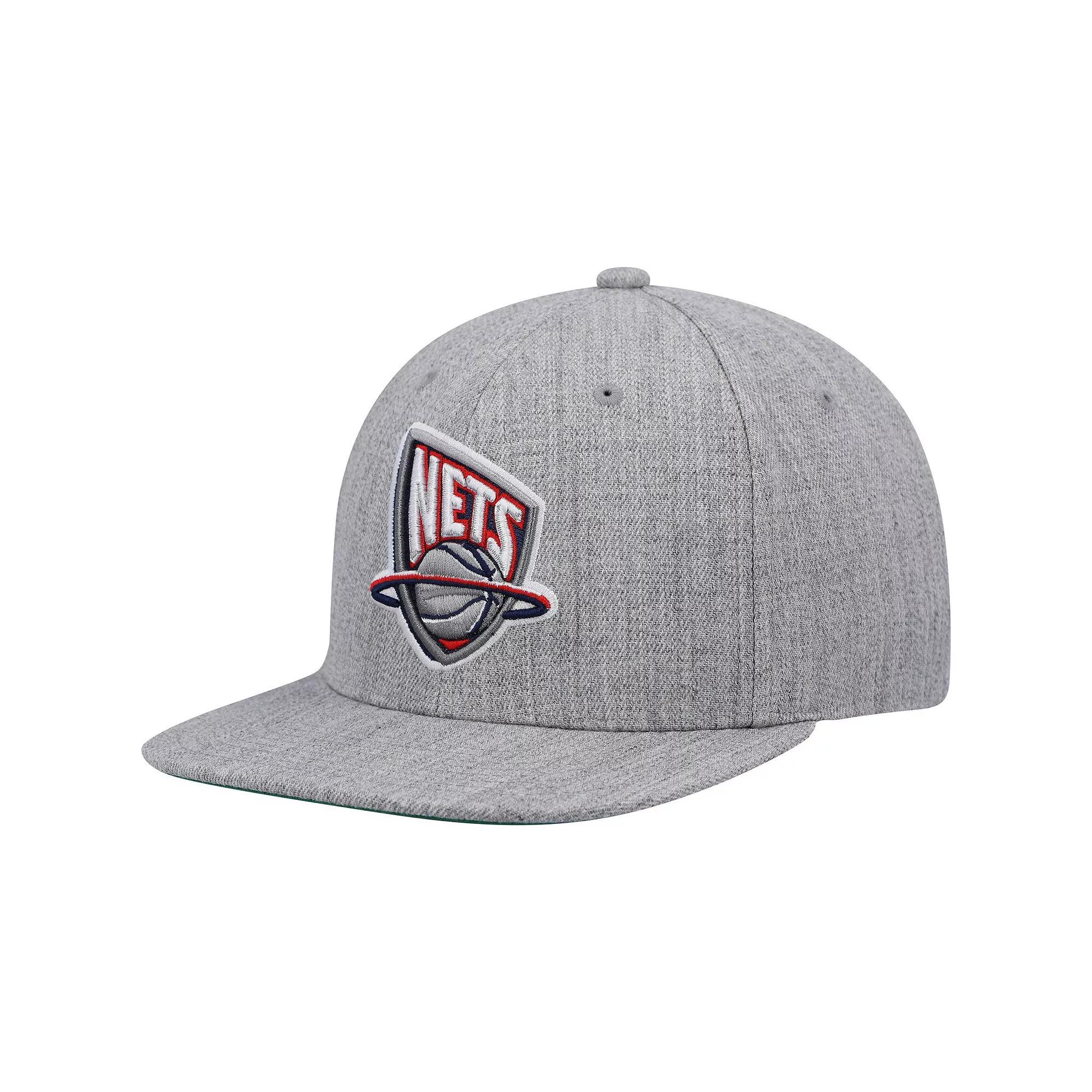 Men's Mitchell & Ness Heathered Gray New Jersey Nets Hardwood Classics Team 2.0 Snapback Hat, Nba Grey Product Image