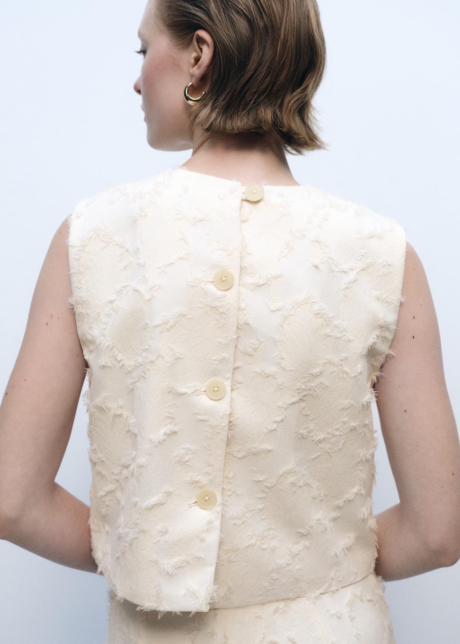 Textured crop top - Women | MANGO USA Product Image