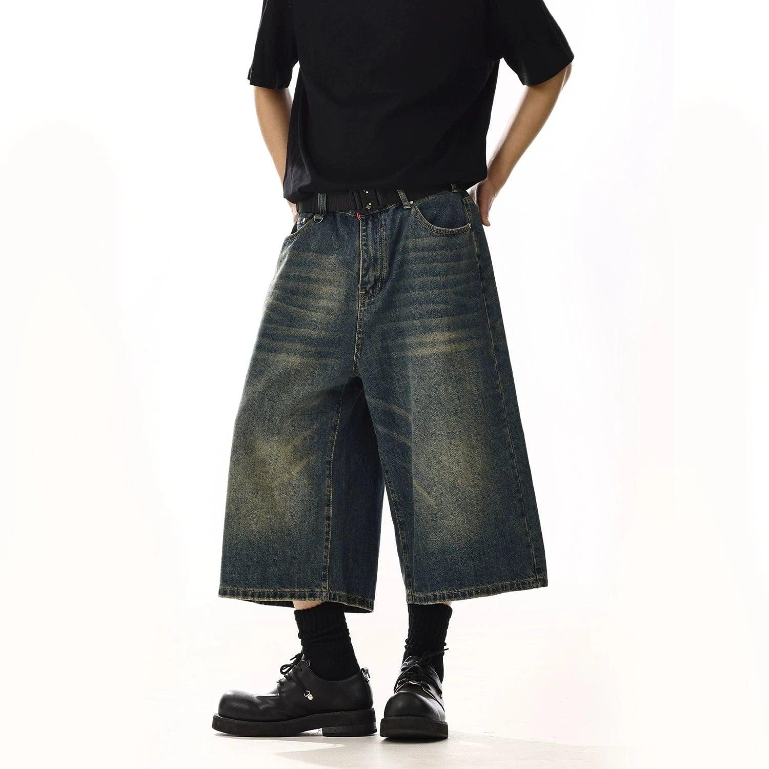 RT No. 13043 LONG DENIM SHORTS Product Image