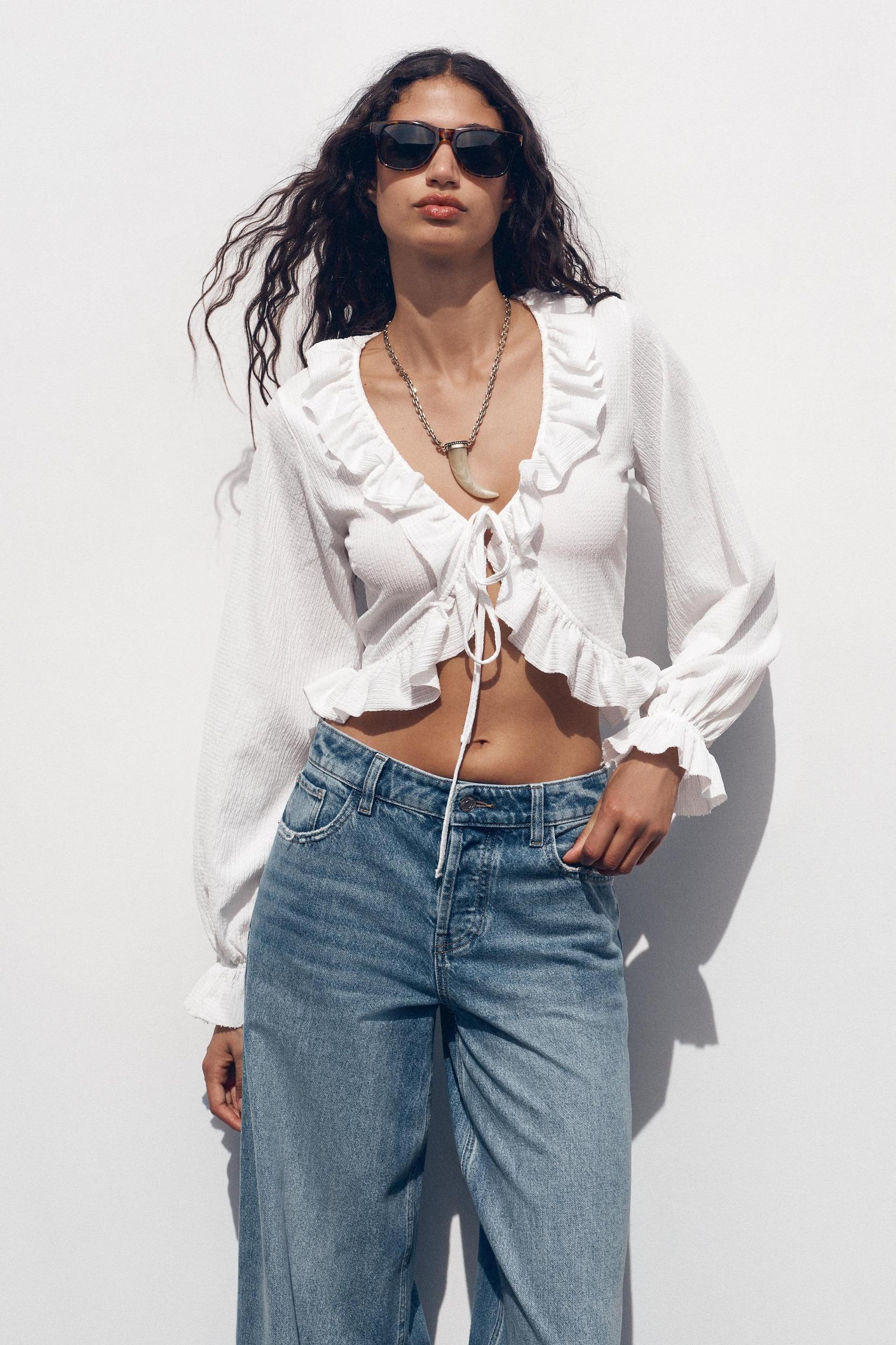 RUFFLED V-NECK TOP Product Image