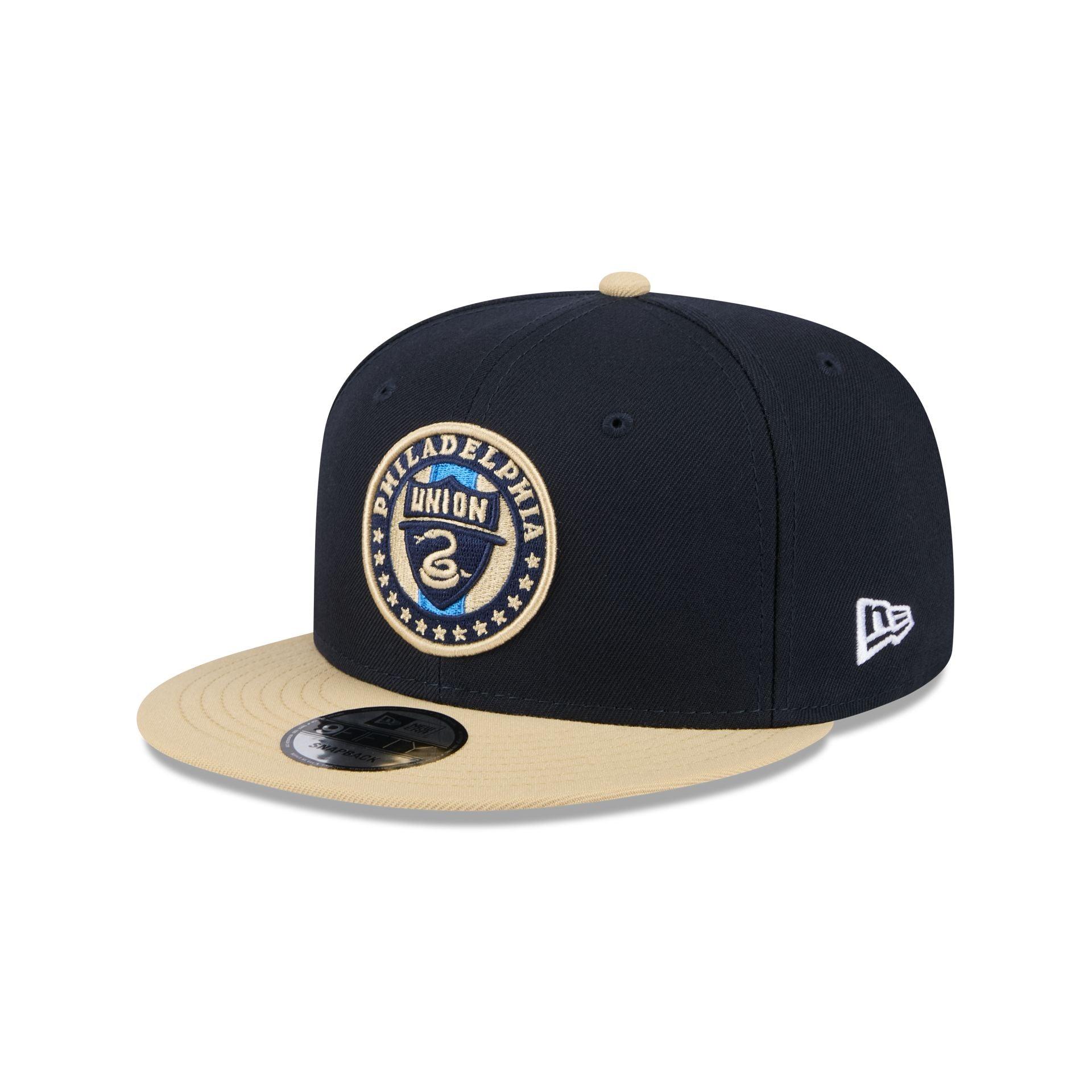 Cleveland Guardians Metallic Gold Logo 59FIFTY Fitted Hat Male Product Image