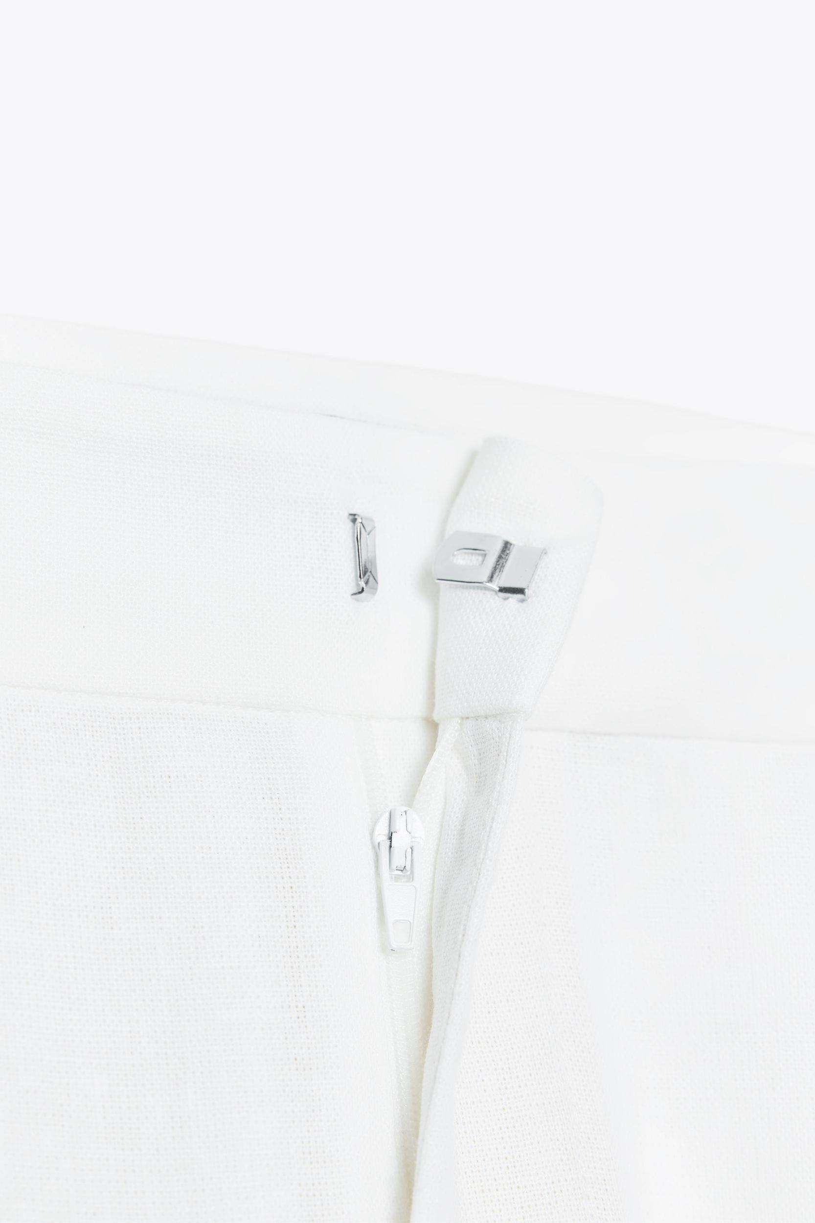 WIDE LEG LINEN BUCKLE PANTS Product Image