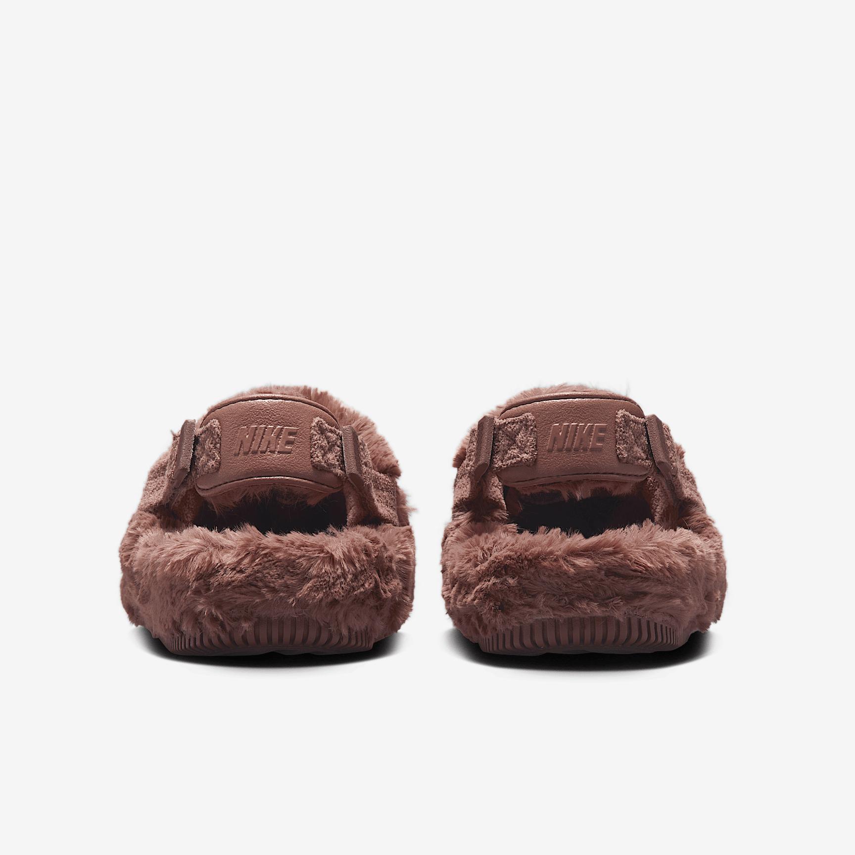 Nike Calm SE Women's Mules Product Image