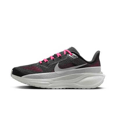 Nike Women's Pegasus 41 SE Road Running Shoes Product Image