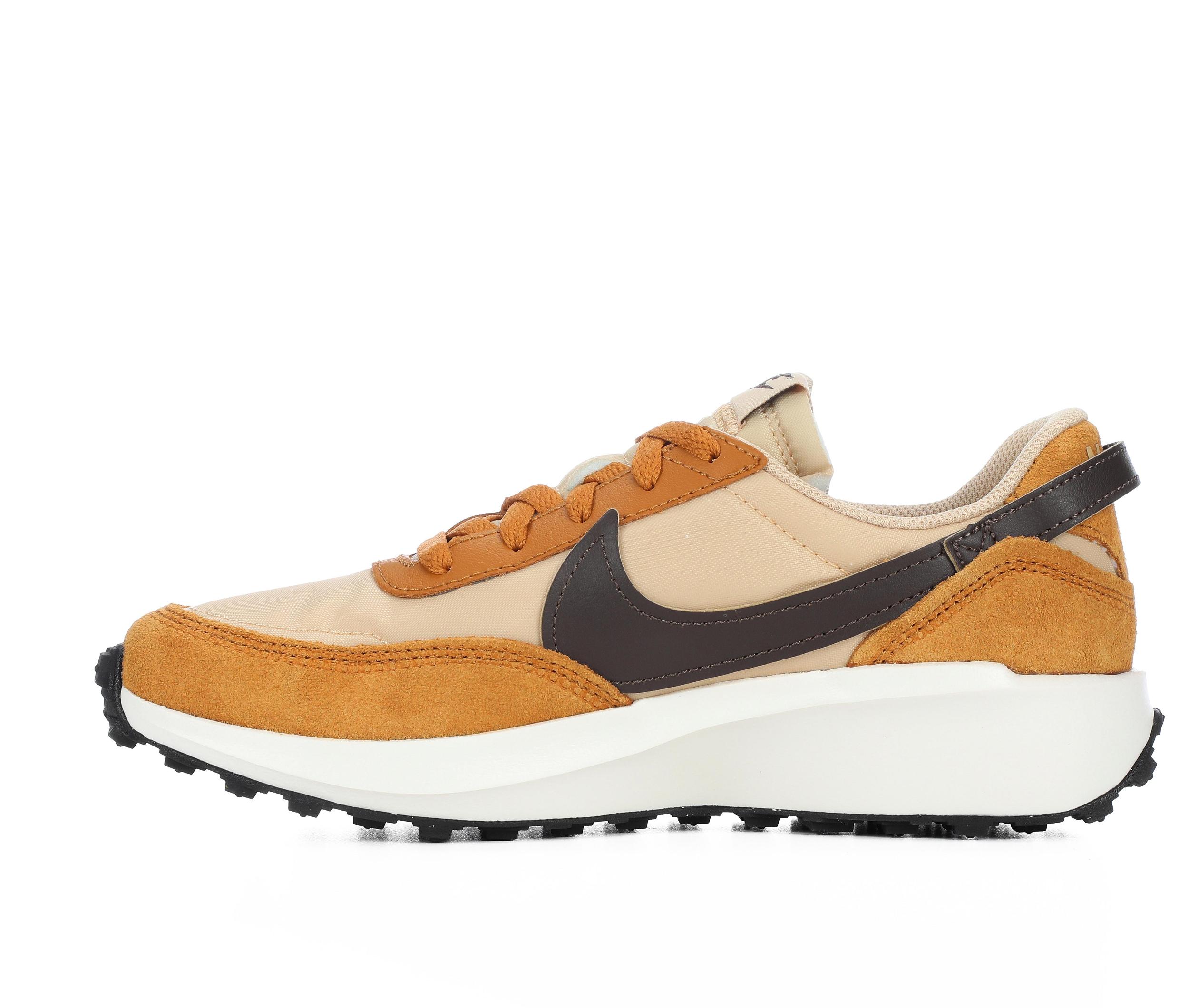 Women's Nike Waffle Debut Sneakers Product Image