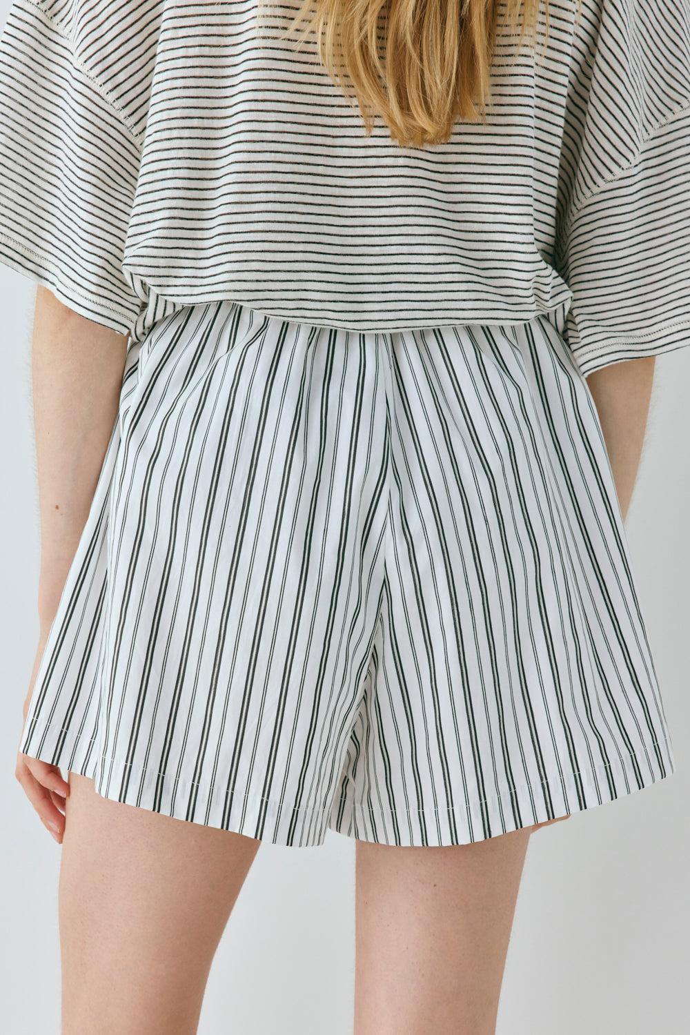 Annika Shorts Black Stripe Product Image