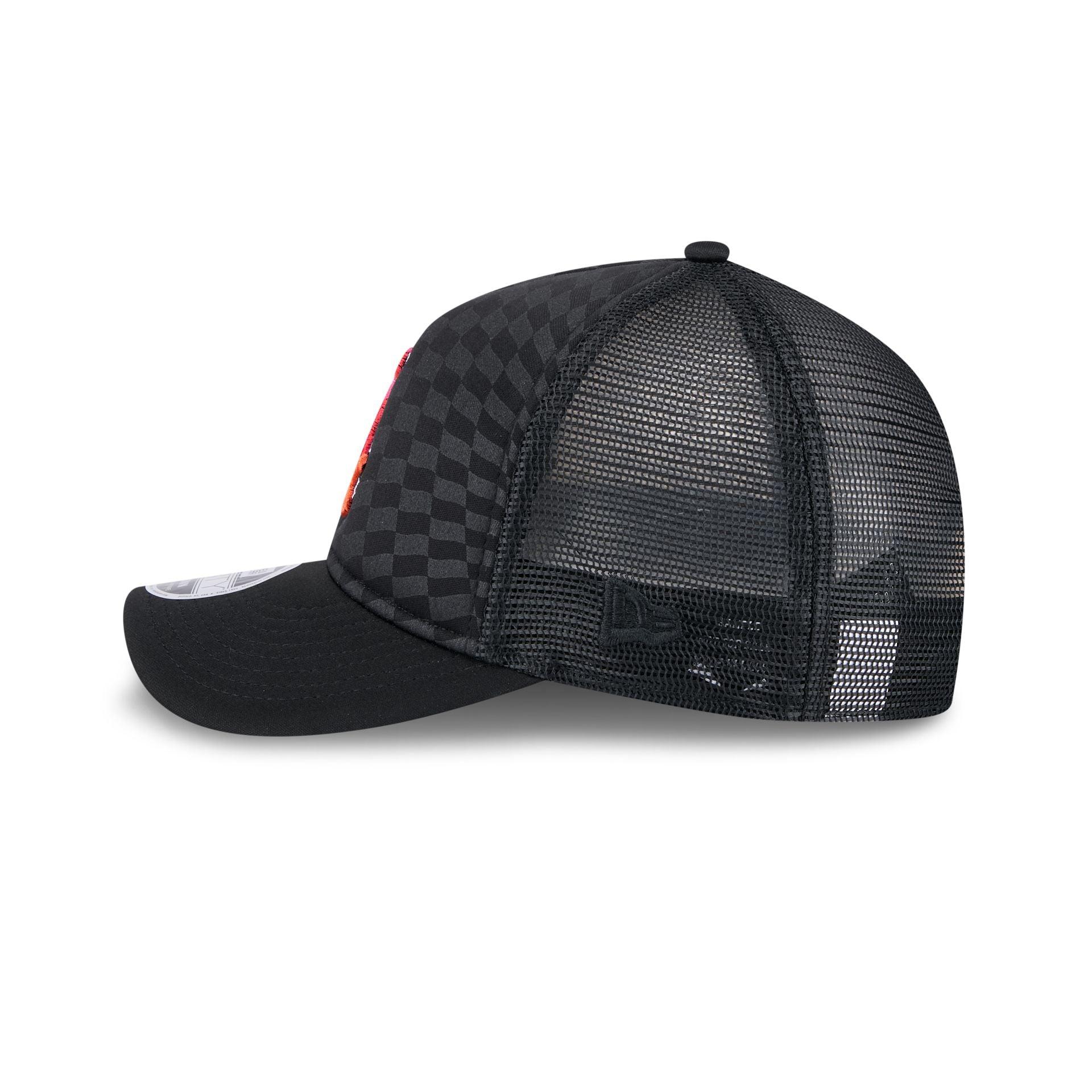 Chicago White Sox Gradient Raceway 9FORTY M-Crown A-Frame Trucker Hat Male Product Image