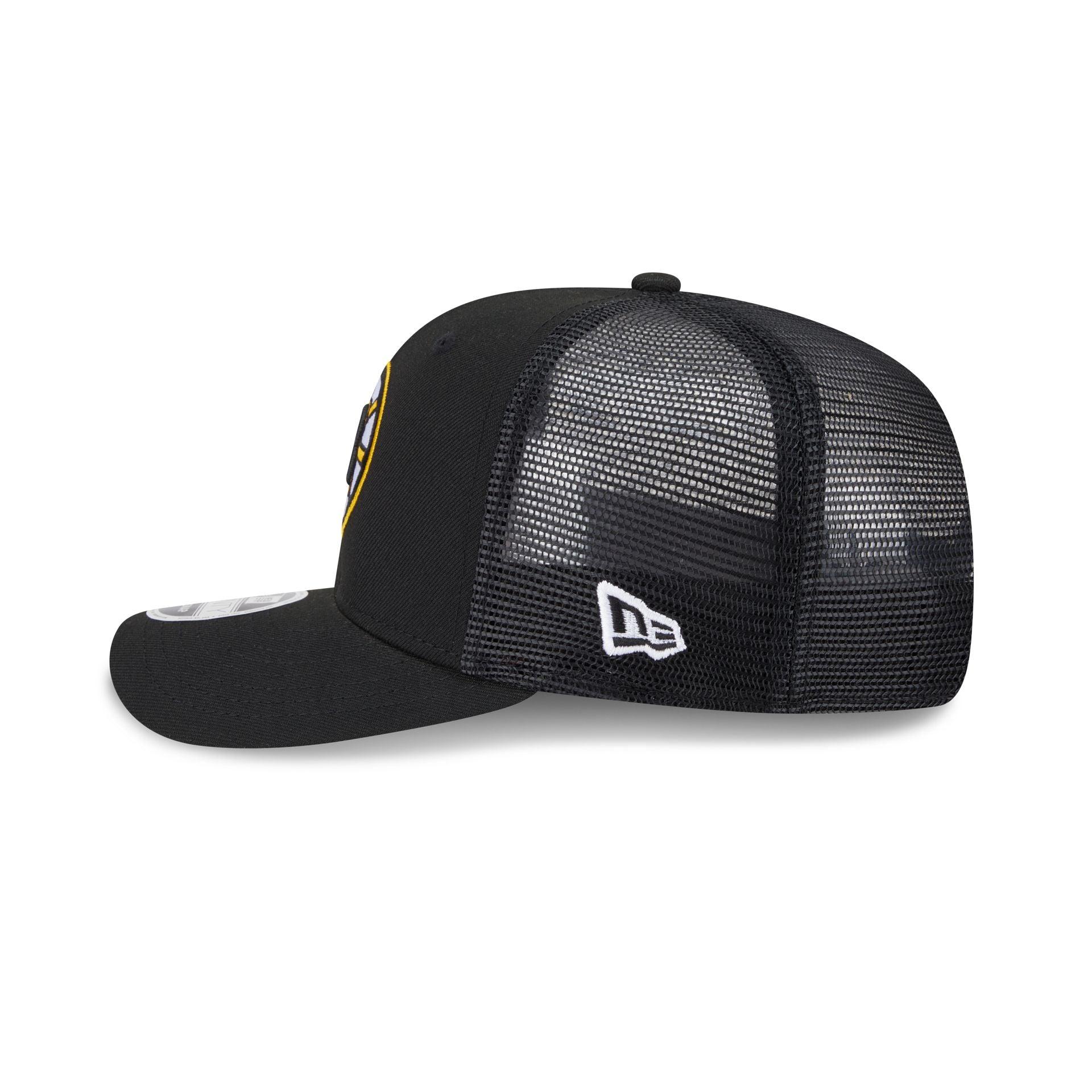 Boston Bruins Simple 9SEVENTY Trucker Hat Male Product Image