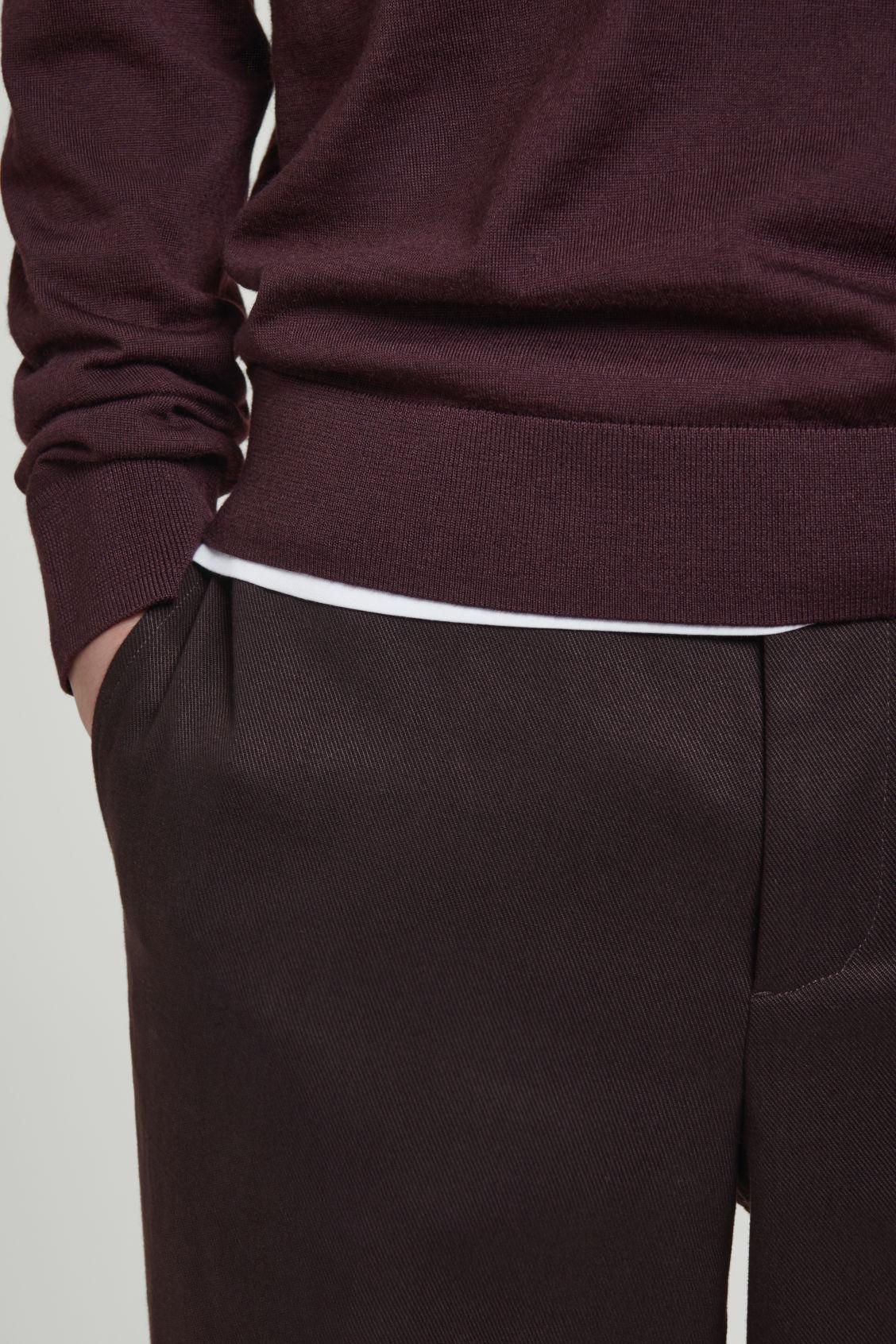 SLIM MERINO WOOL CREW-NECK SWEATER Product Image