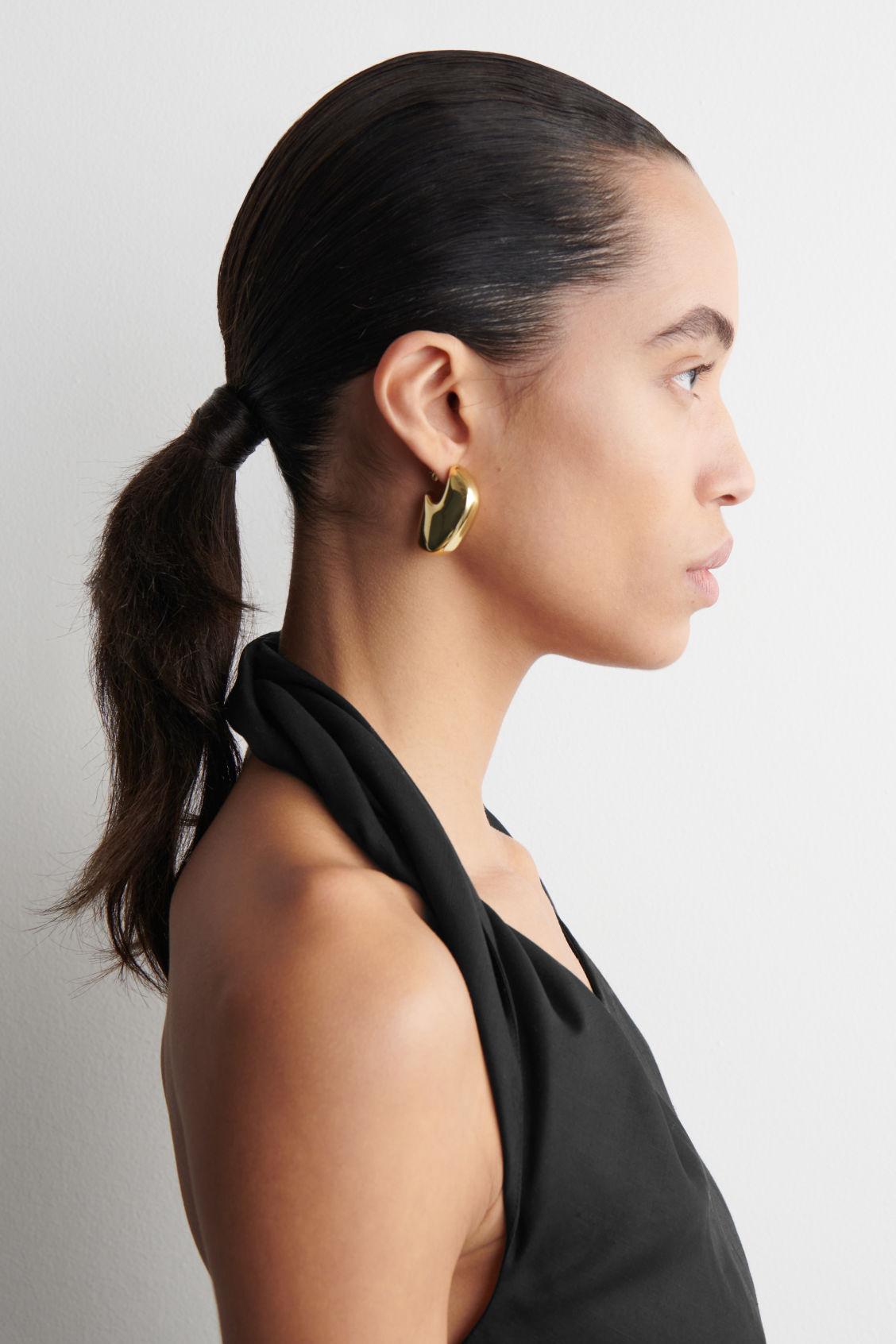 MISMATCHED PEBBLE EARRINGS Product Image