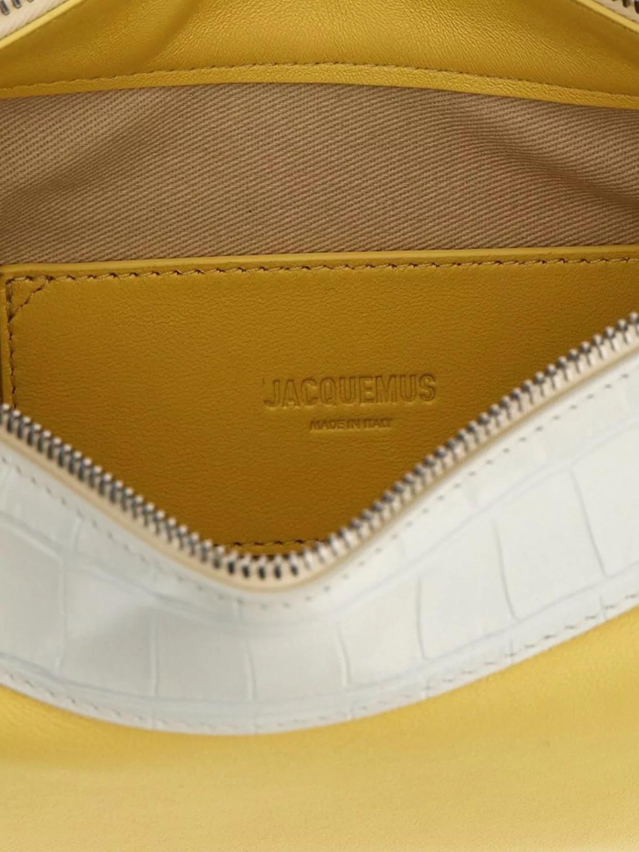 Le Grand Bisou Perle shoulder bag Product Image