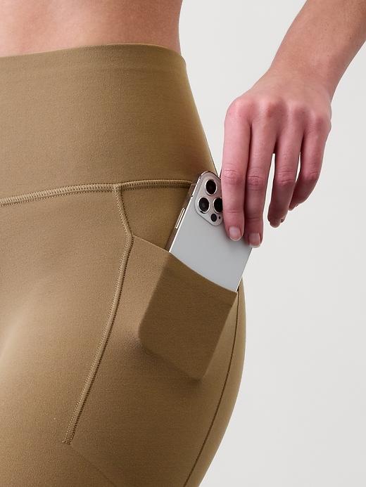 Salutation Stash High Rise 7/8 Legging Product Image