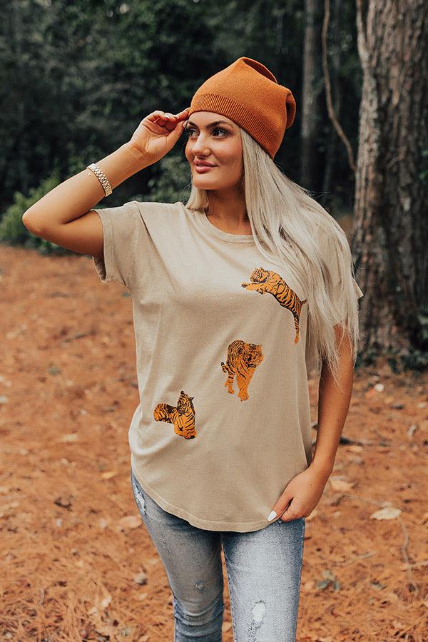 Good Behavior Graphic Tee In Iced Latte Product Image