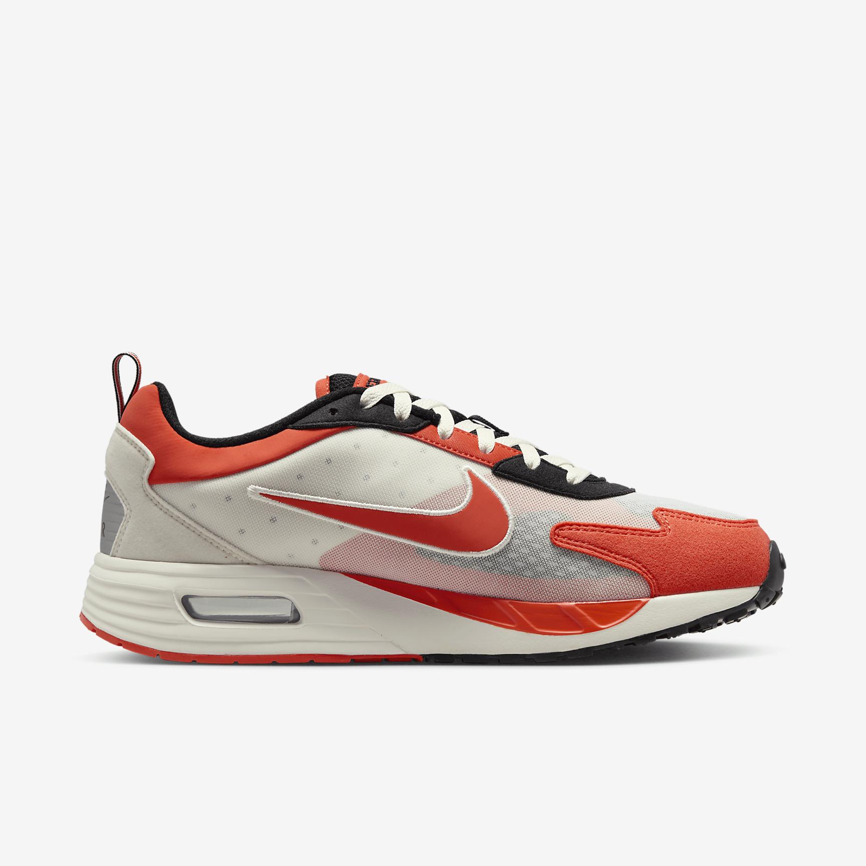 Oregon State Nike Air Max Solo Men's Shoes Product Image