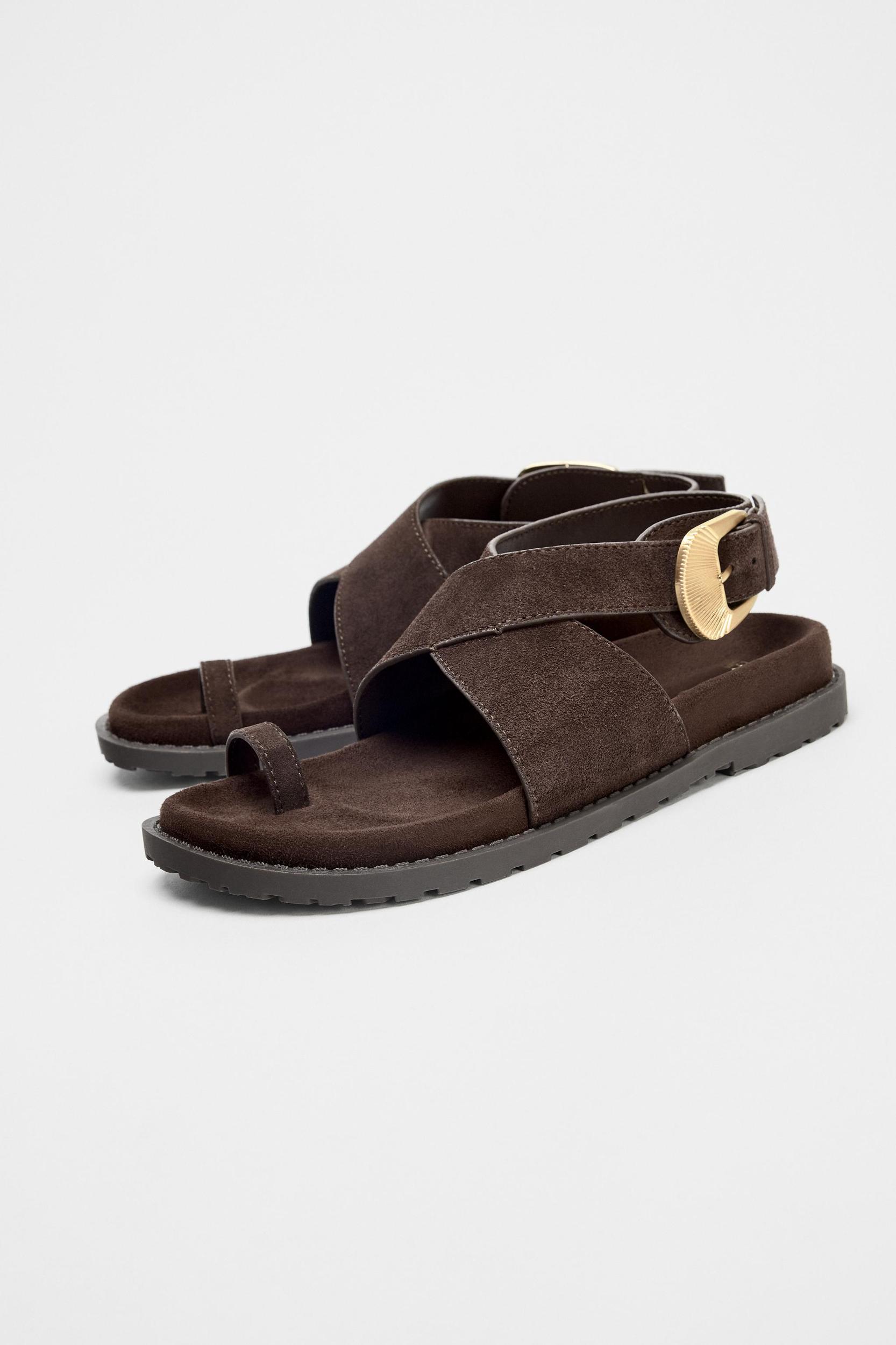 SUEDE TOE LOOP BUCKLE SANDALS Product Image